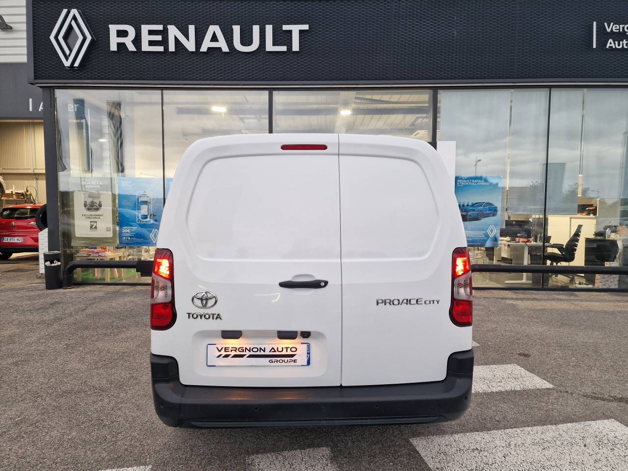 Toyota Proace City 1.5 LONG 100 D-4D ACTIVE groupe Vergnon