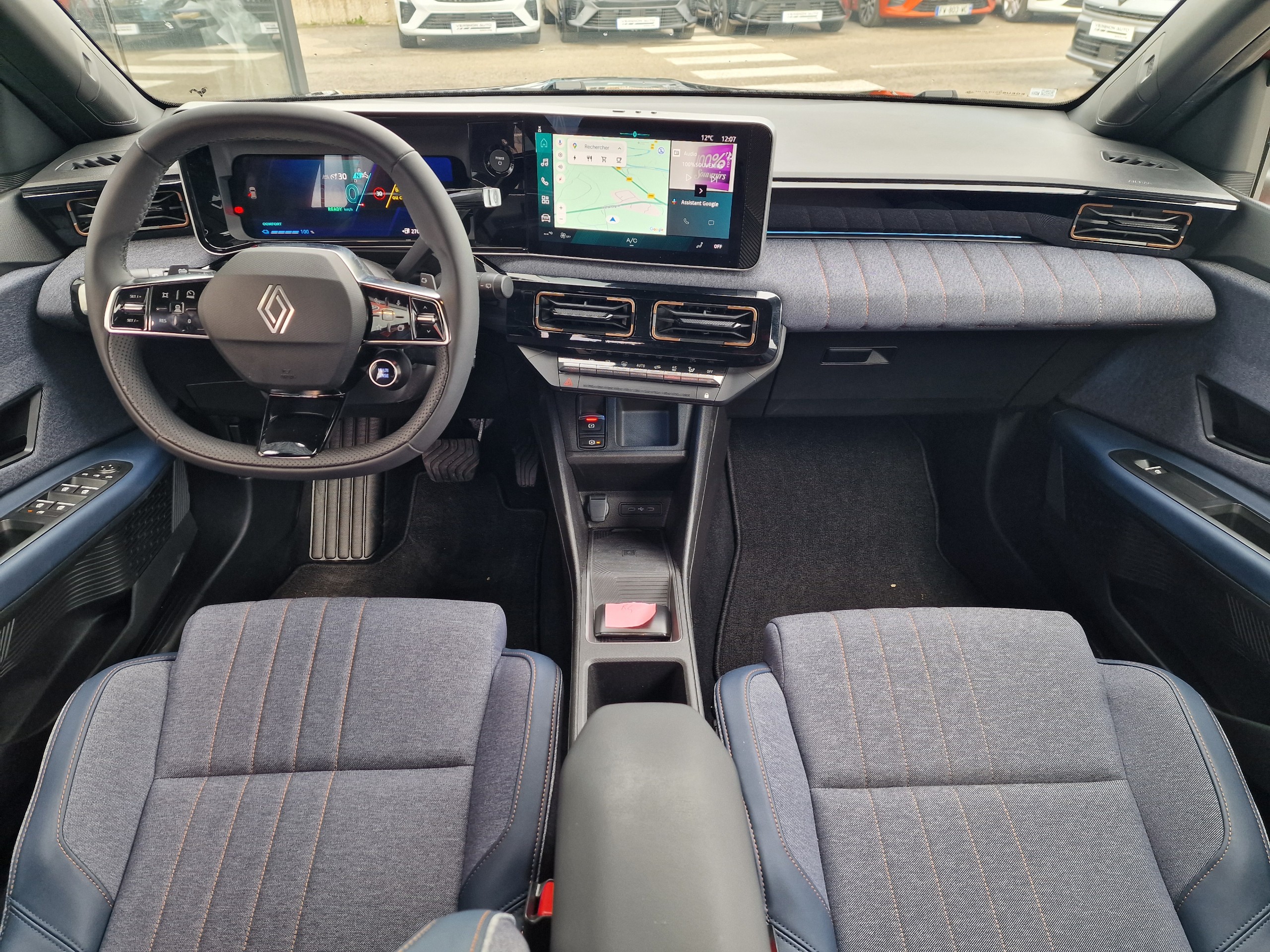 Renault 4  II techno 150 ch autonomie confort groupe Vergnon