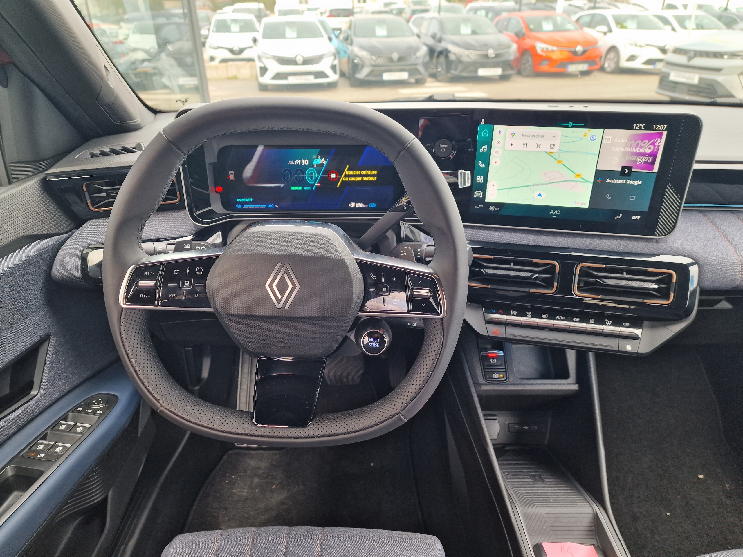 Renault 4  II techno 150 ch autonomie confort groupe Vergnon