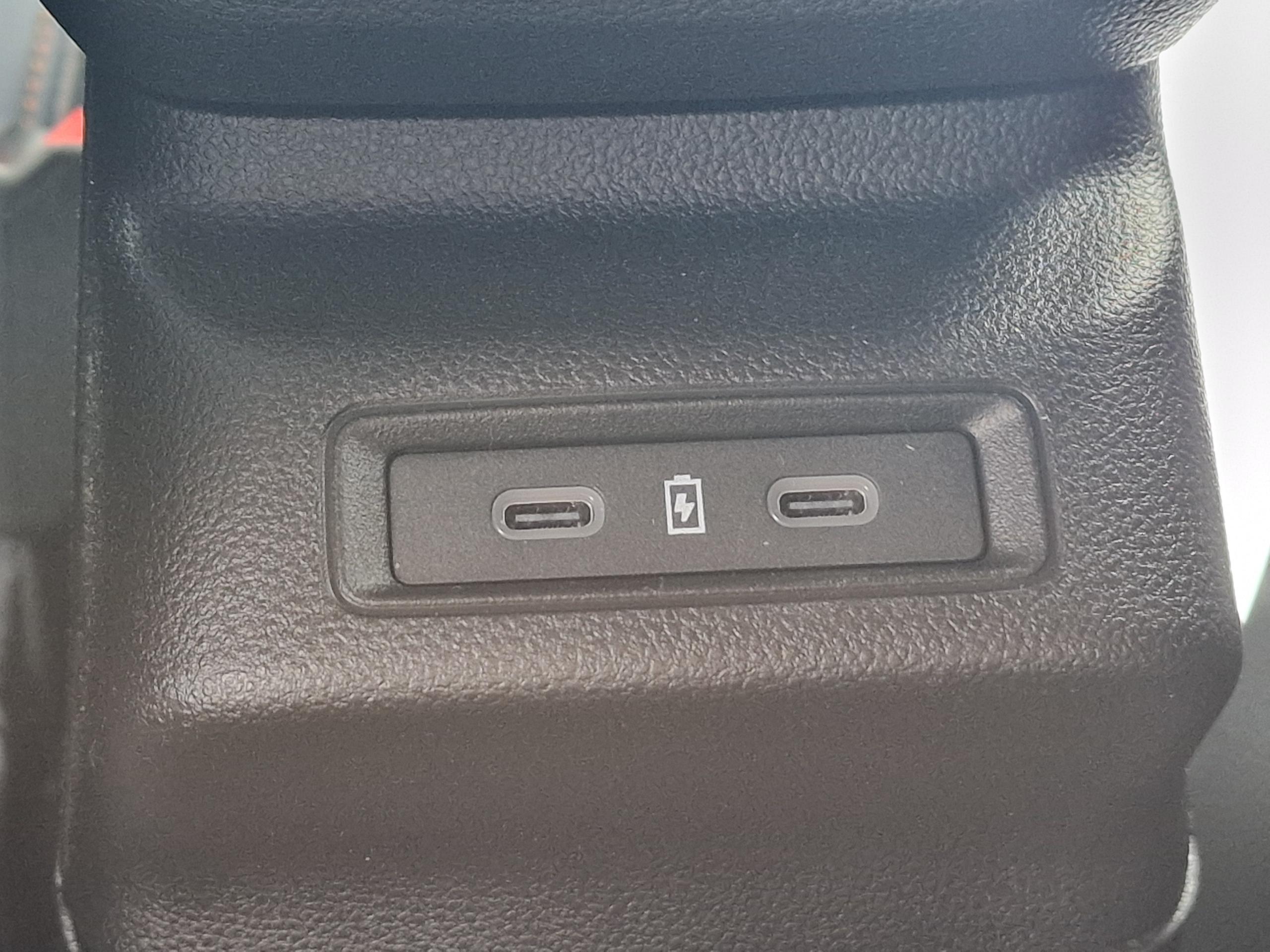 Renault 4  II techno 150 ch autonomie confort groupe Vergnon