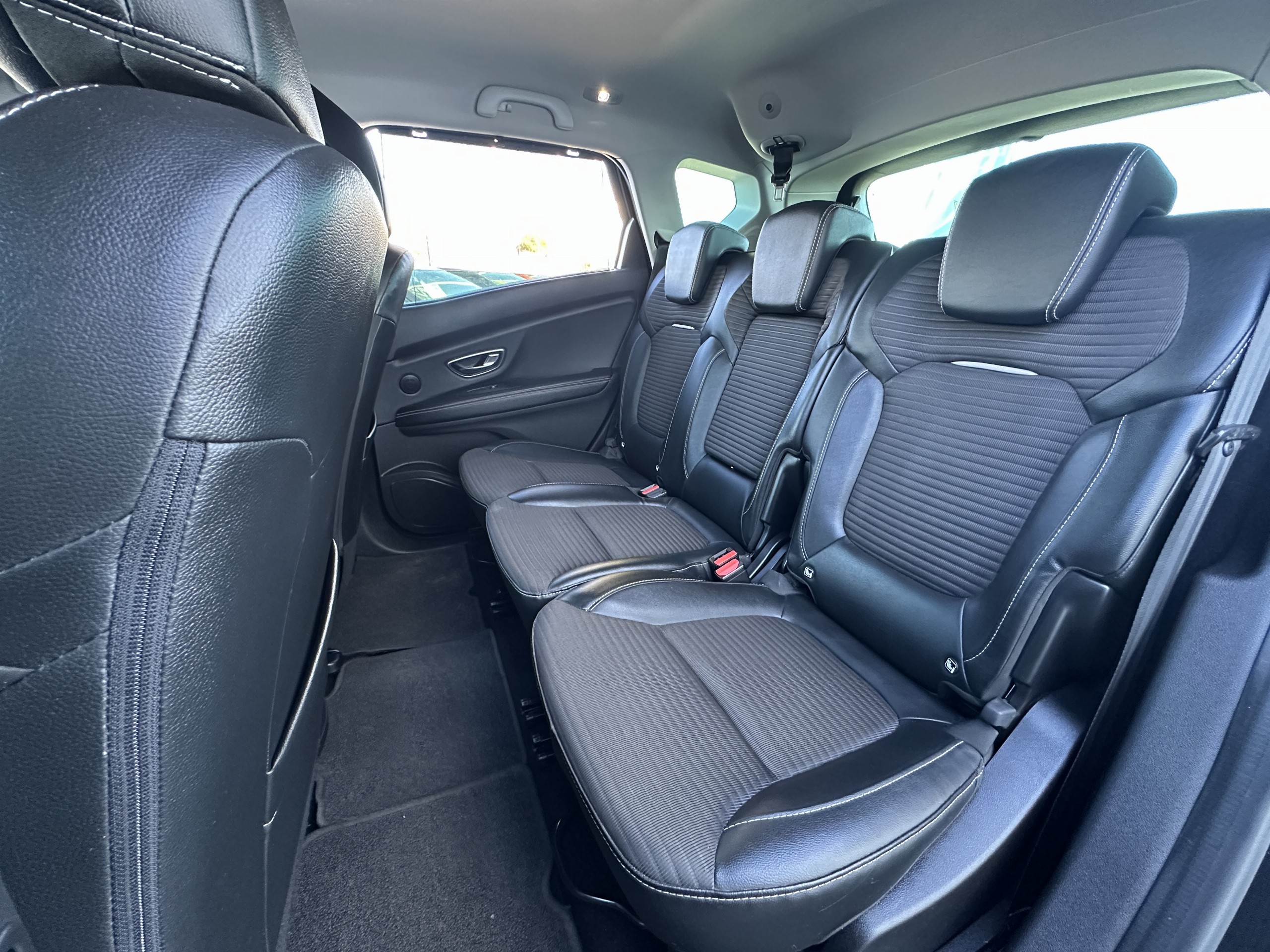 Renault Scénic  IV Intens dCi 160 EDC groupe Vergnon