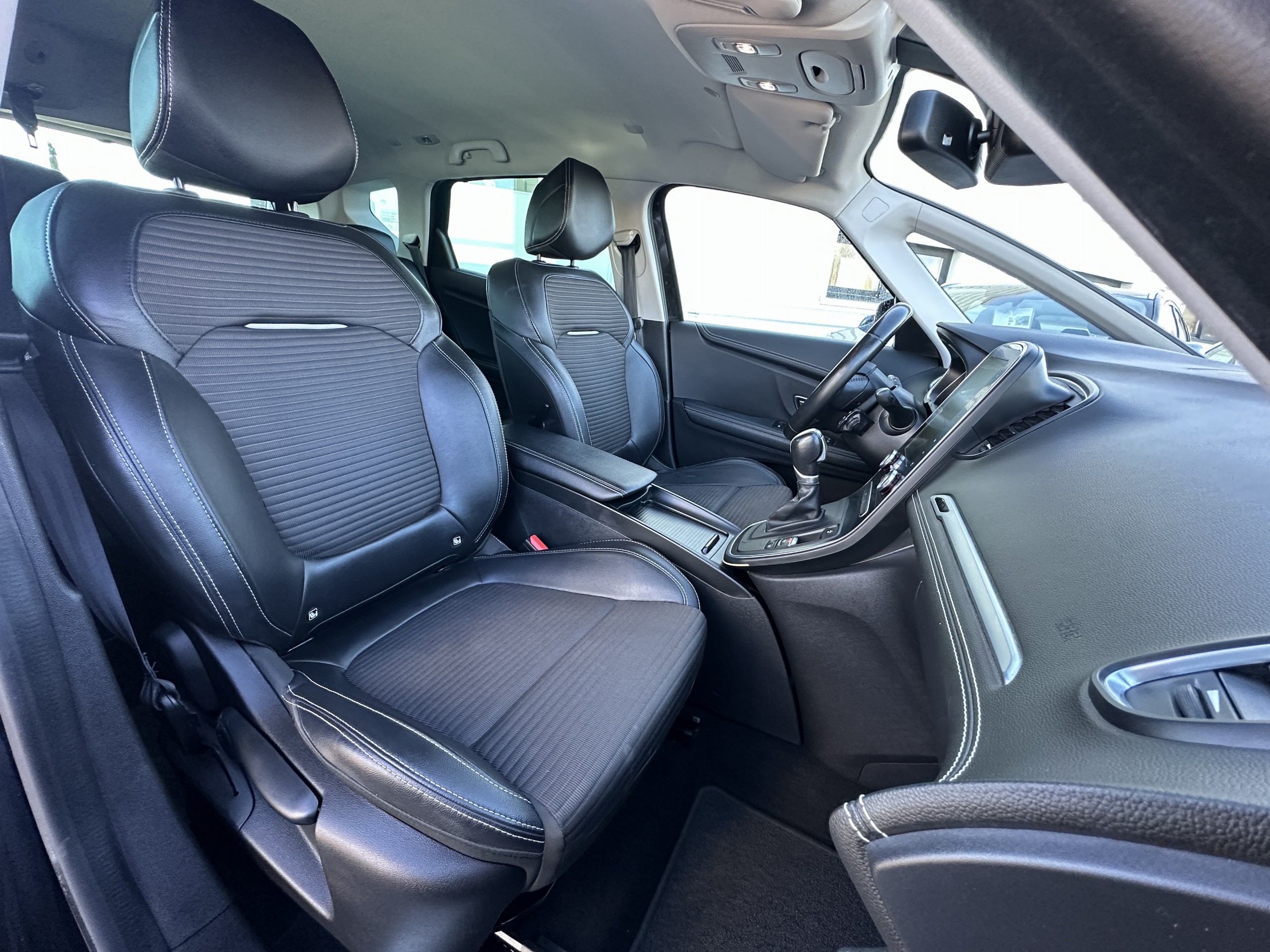 Renault Scénic  IV Intens dCi 160 EDC groupe Vergnon