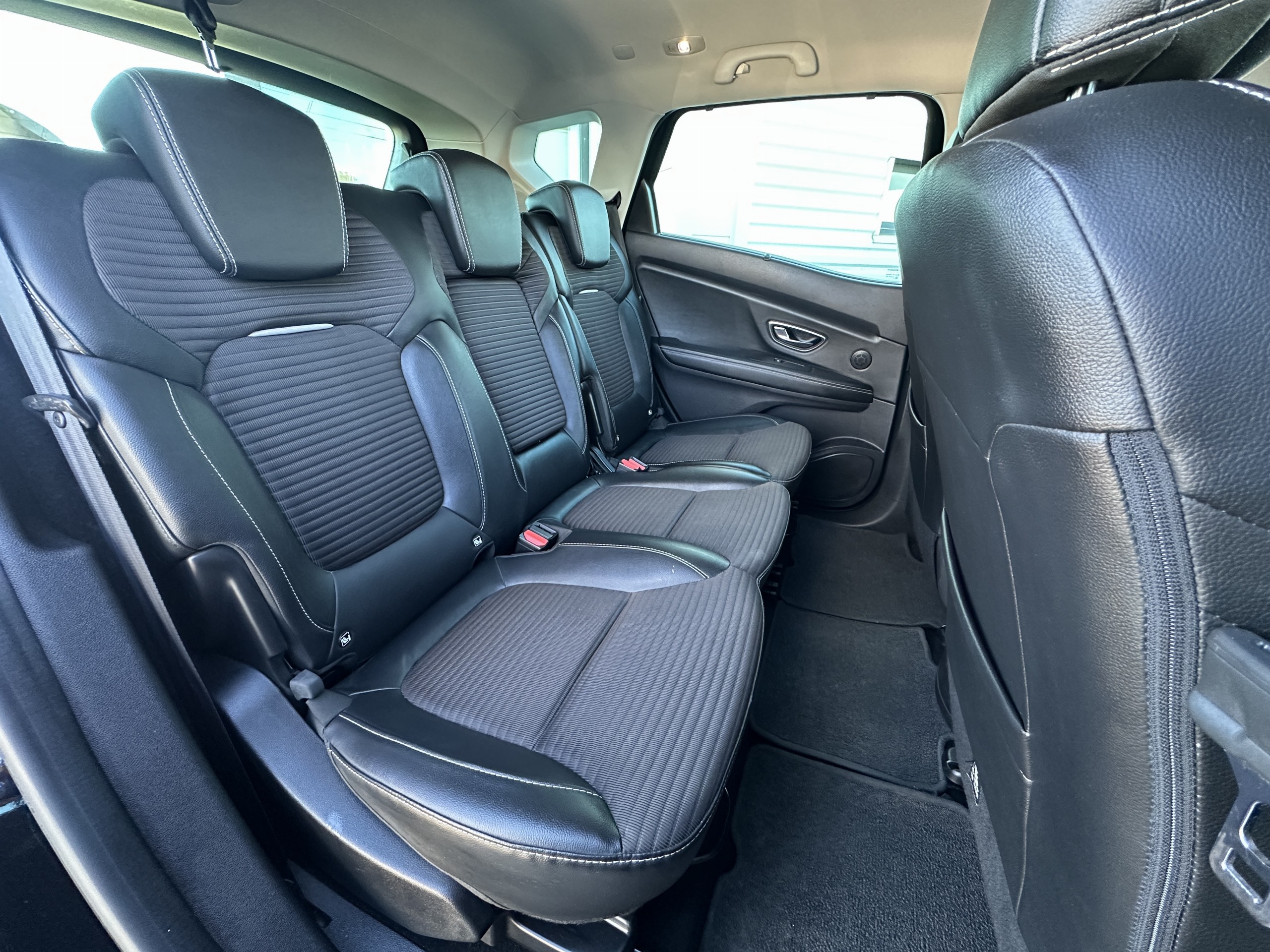 Renault Scénic  IV Intens dCi 160 EDC groupe Vergnon