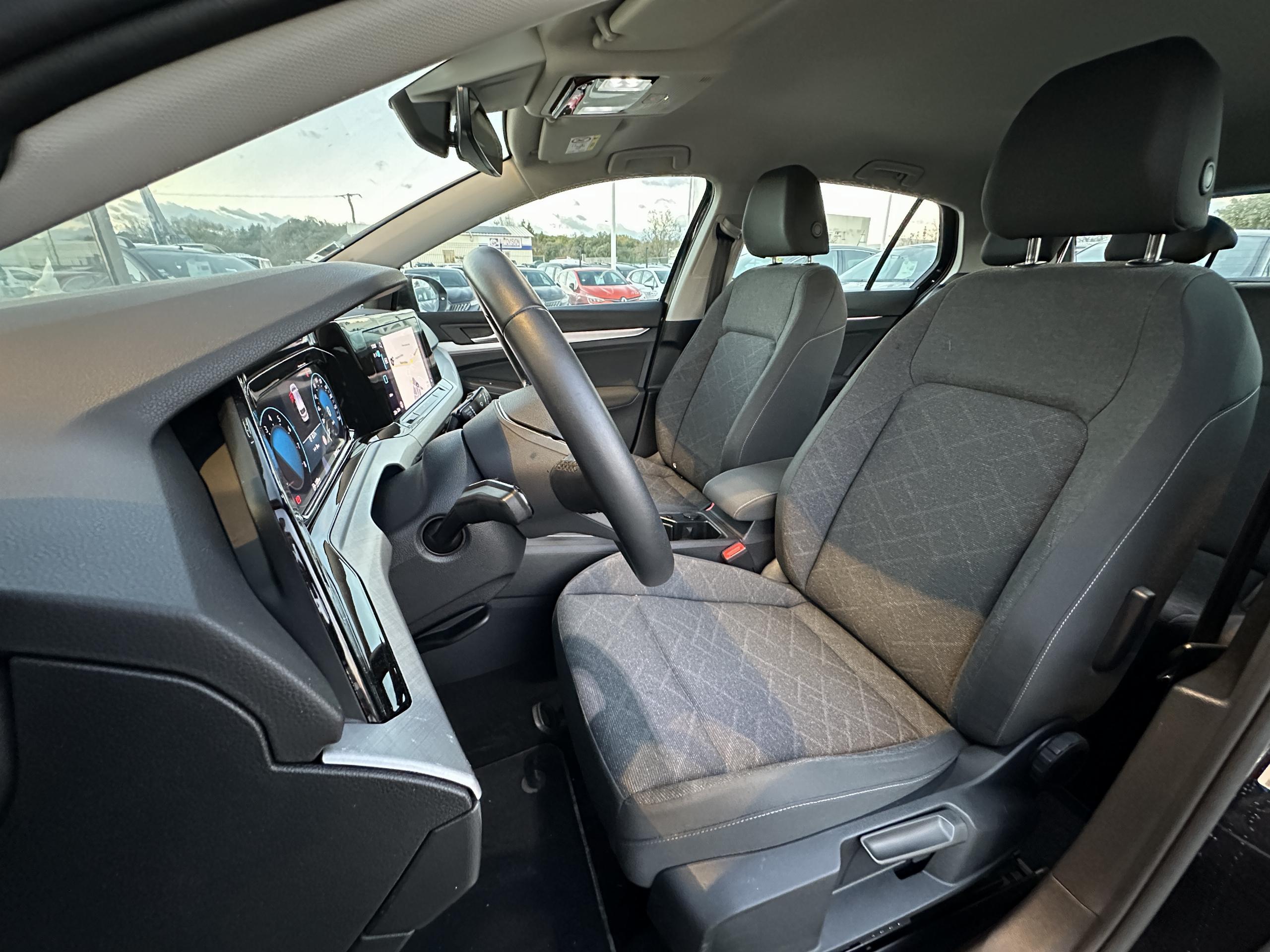 Volkswagen Golf  VIII 1.0 TSI OPF 110 LIFE BUSINESS groupe Vergnon