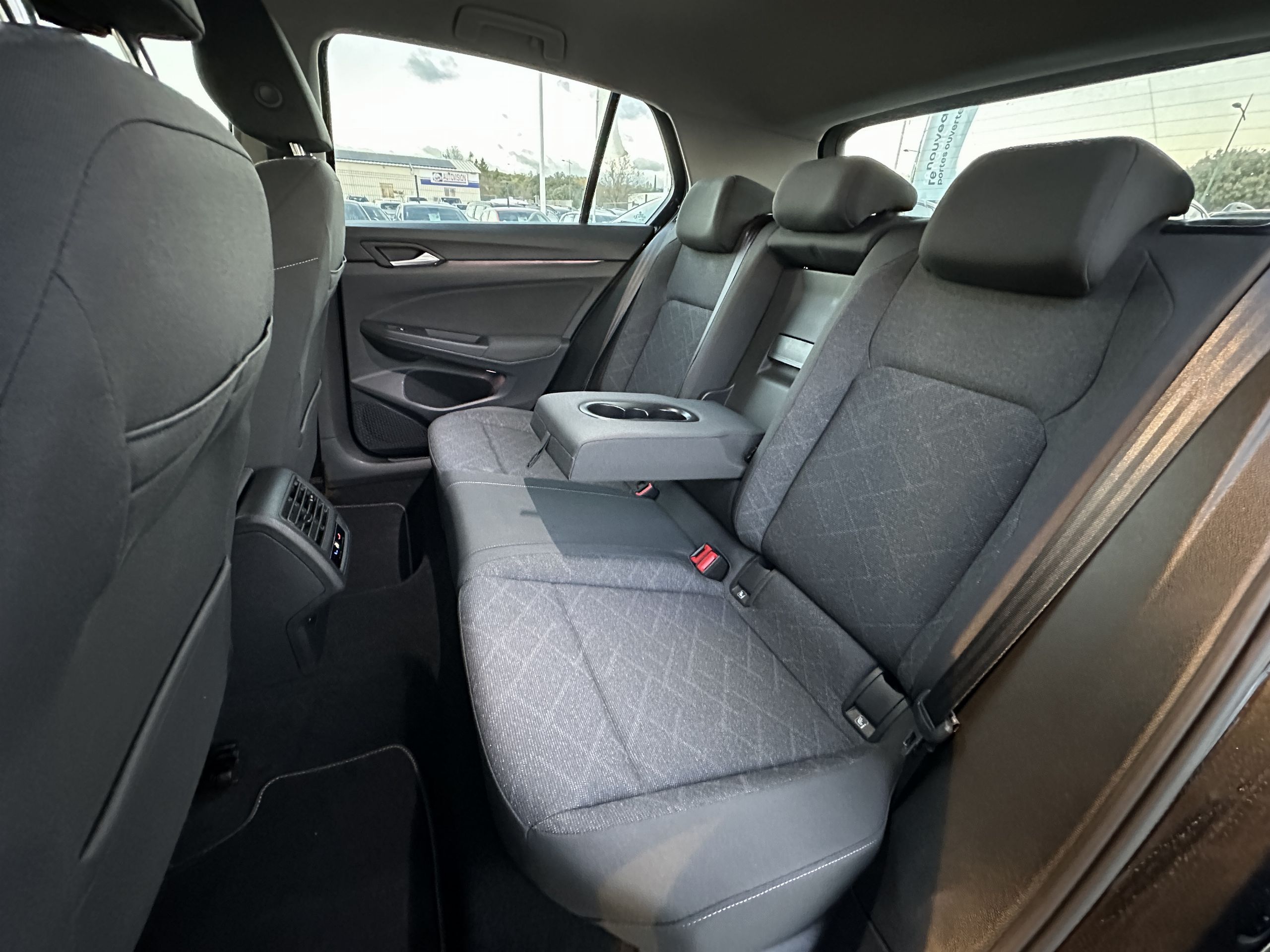 Volkswagen Golf  VIII 1.0 TSI OPF 110 LIFE BUSINESS groupe Vergnon