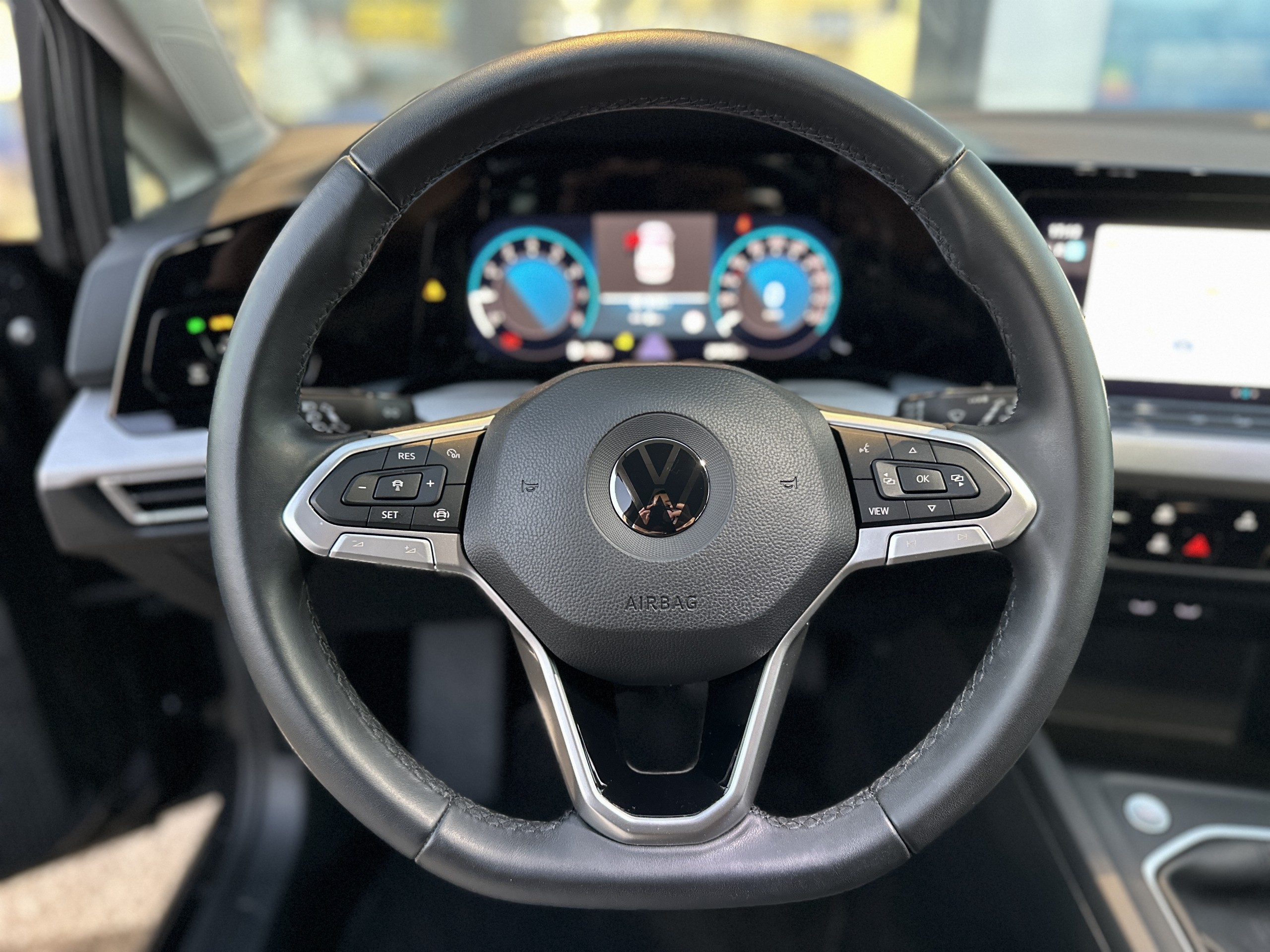 Volkswagen Golf  VIII 1.0 TSI OPF 110 LIFE BUSINESS groupe Vergnon