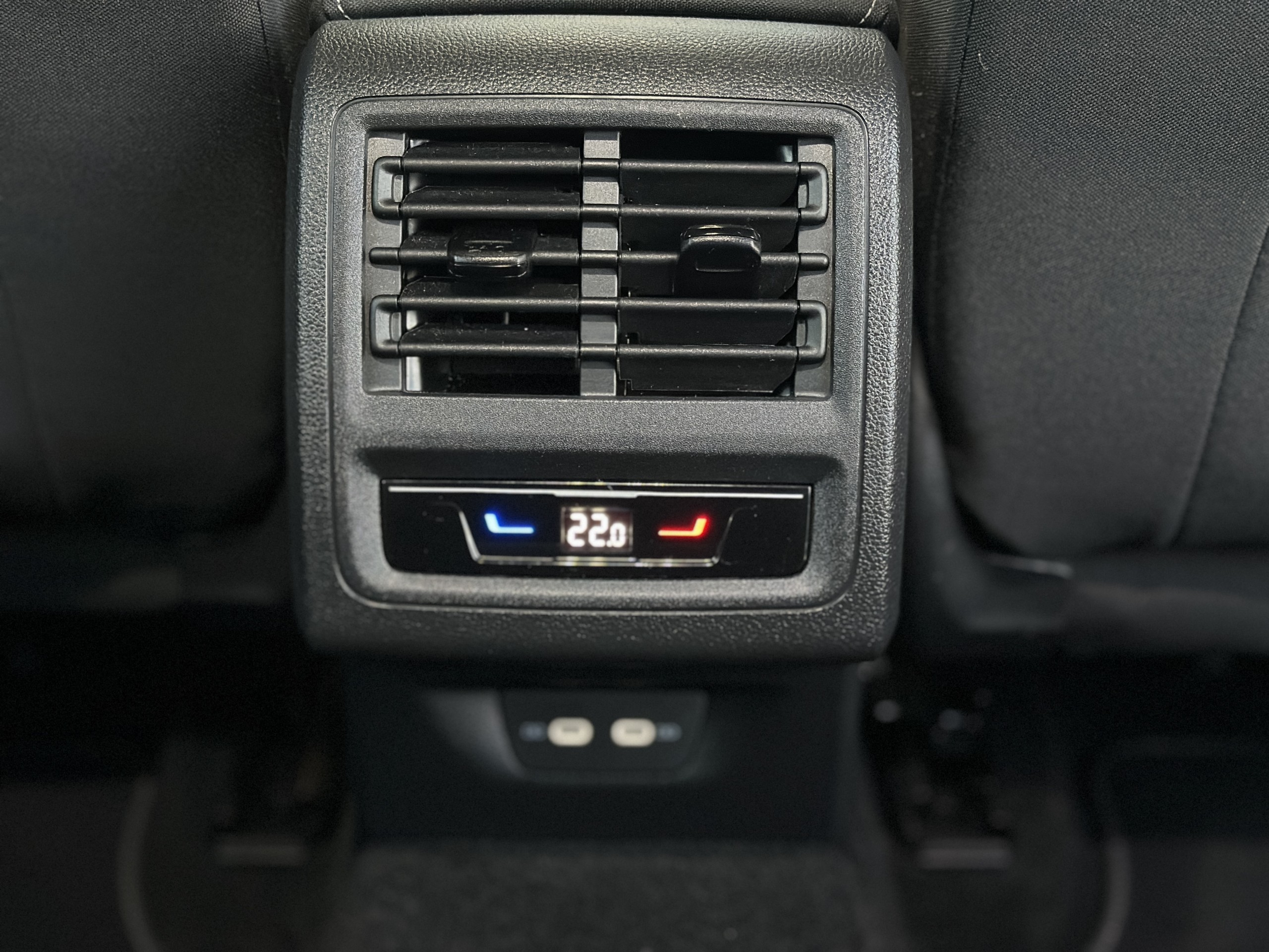 Volkswagen Golf  VIII 1.0 TSI OPF 110 LIFE BUSINESS groupe Vergnon