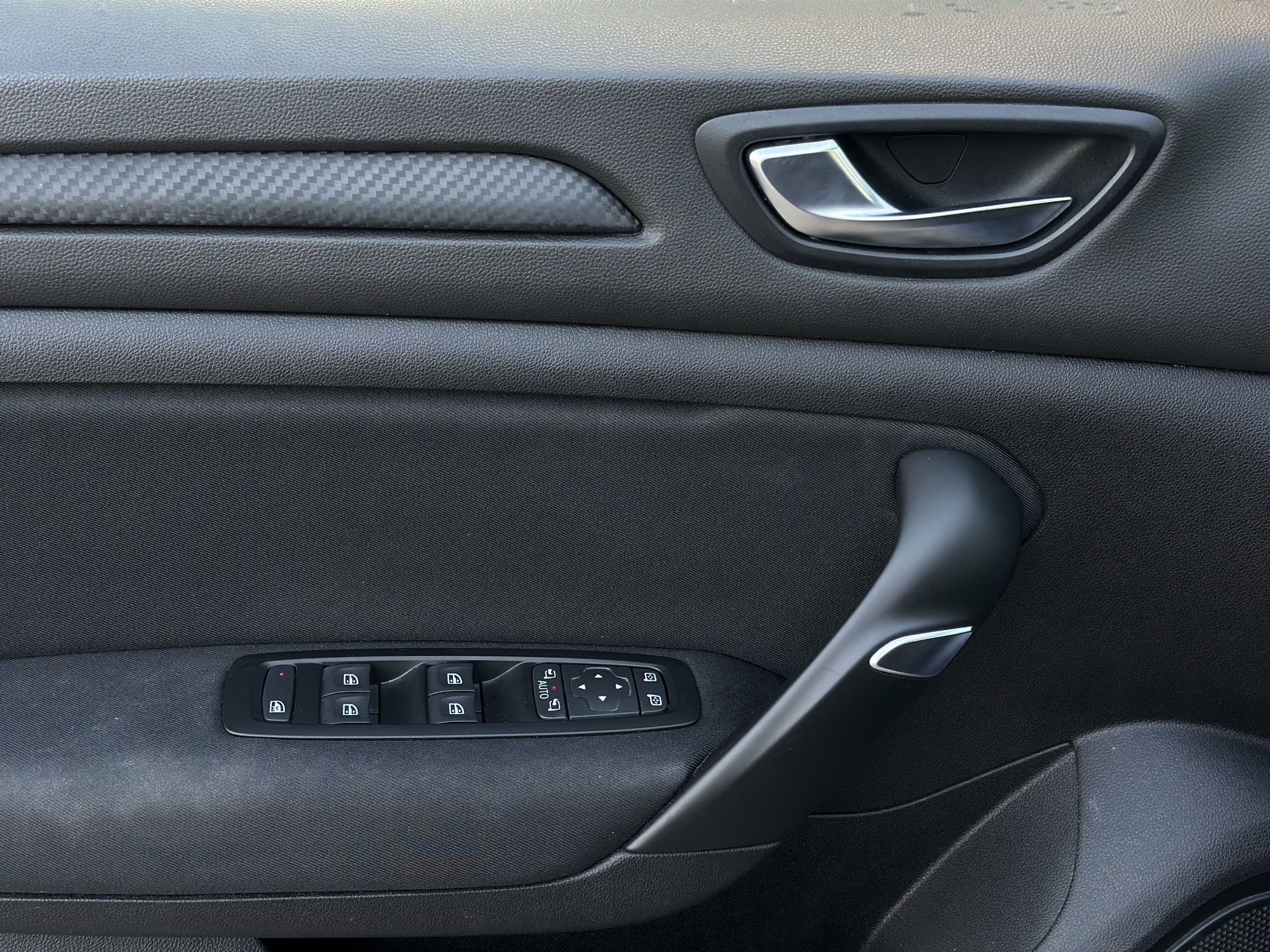 Renault Mégane Berline  IV Business TCe 115 FAP groupe Vergnon