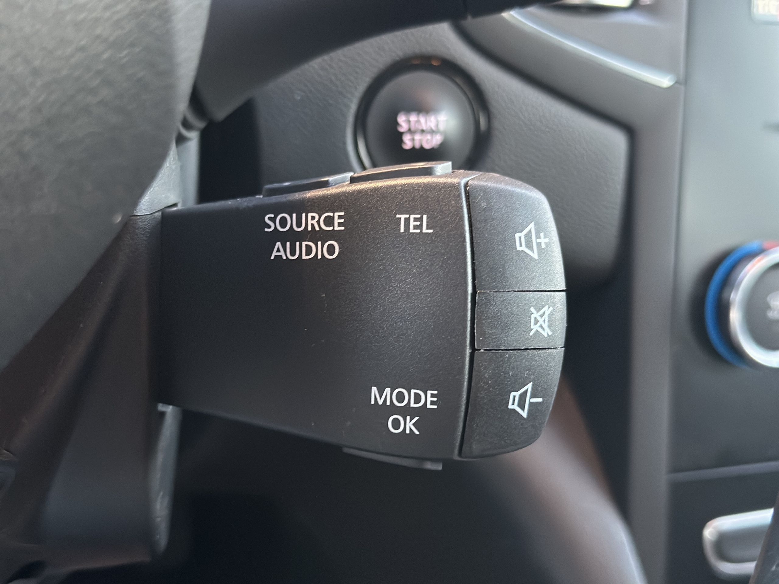 Renault Mégane Berline  IV Business TCe 115 FAP groupe Vergnon