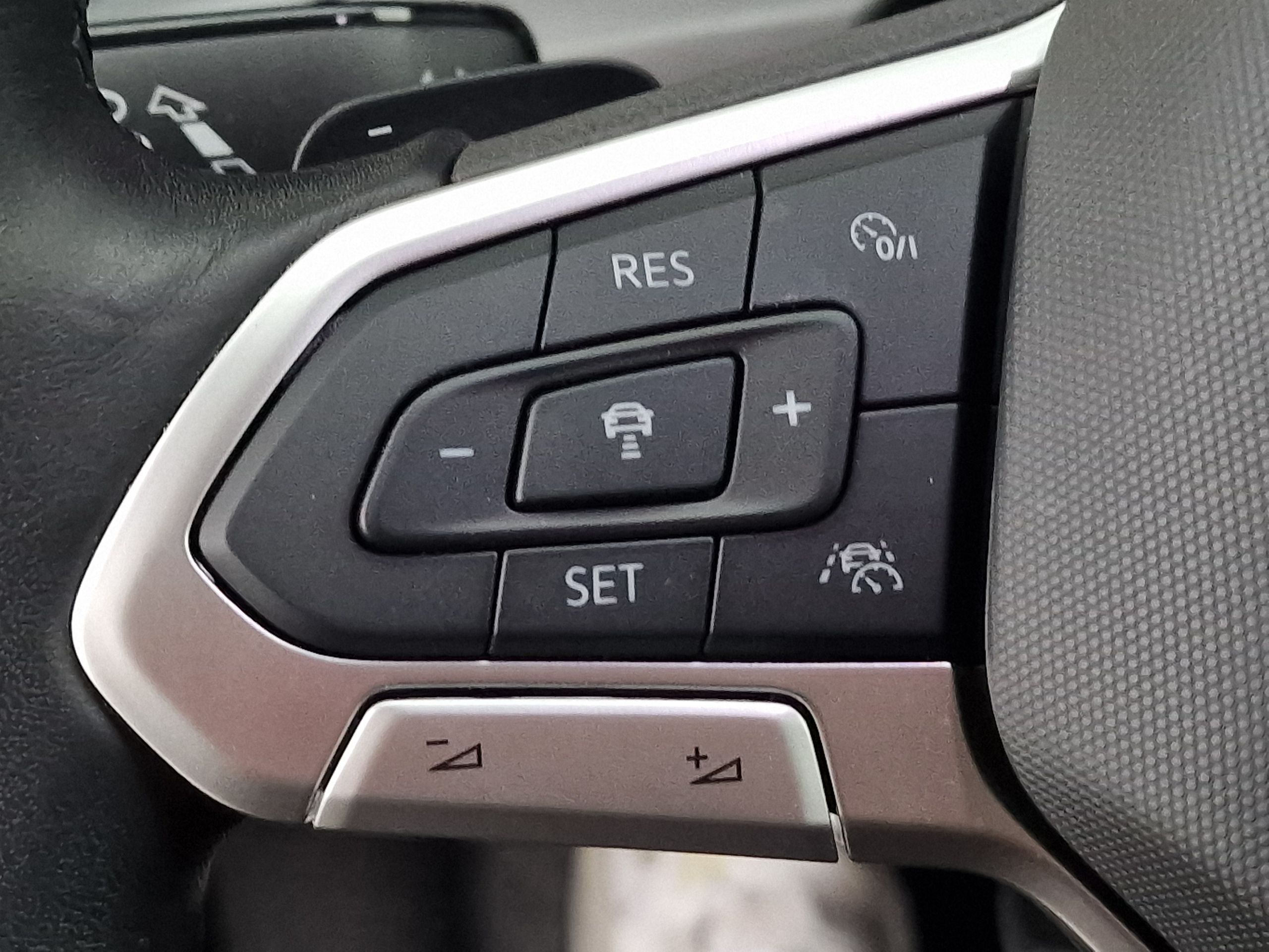 Volkswagen Golf  VIII 1.4 eHybrid OPF 204 DSG6 Style groupe Vergnon