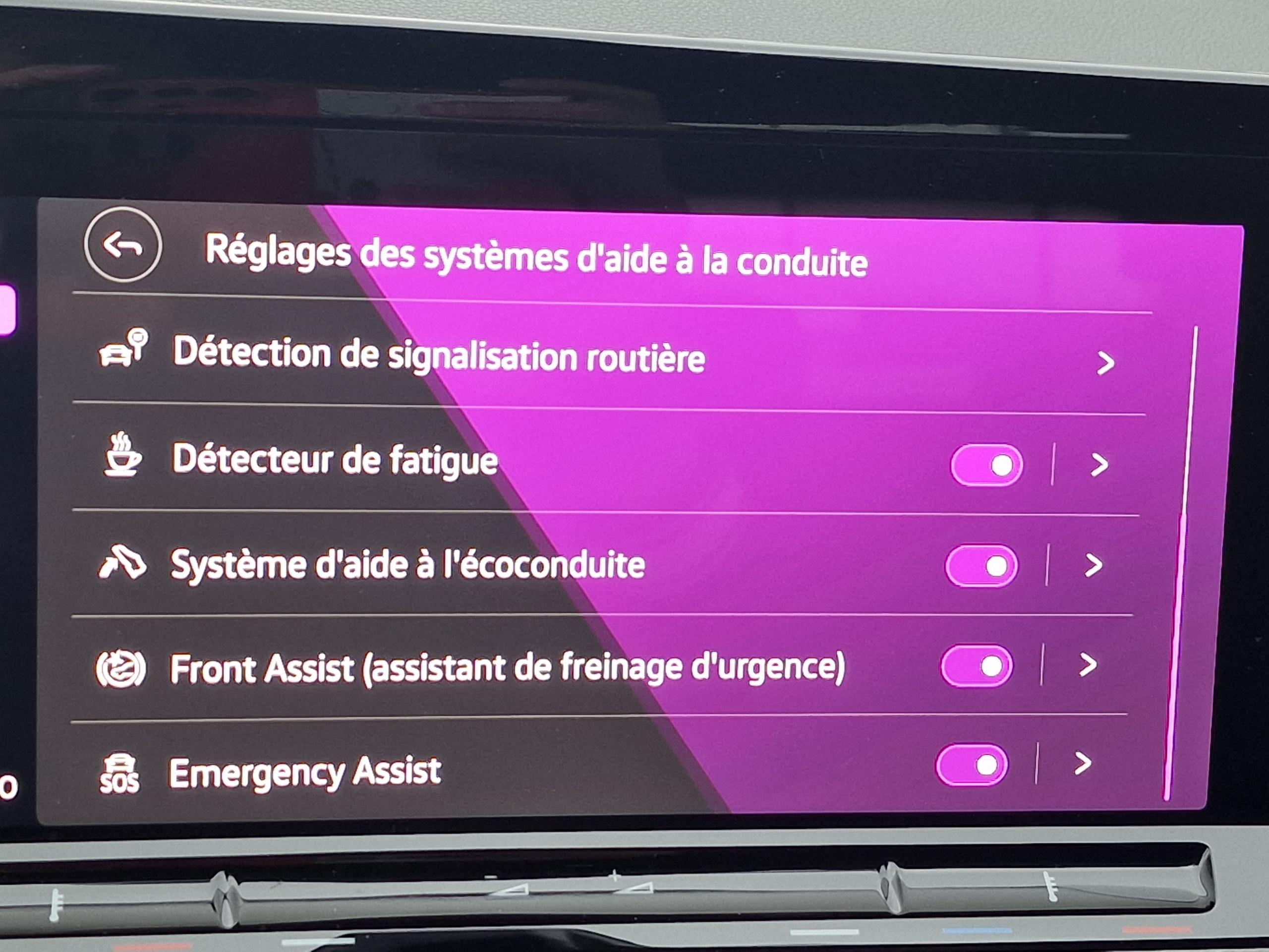 Volkswagen Golf  VIII 1.4 eHybrid OPF 204 DSG6 Style groupe Vergnon