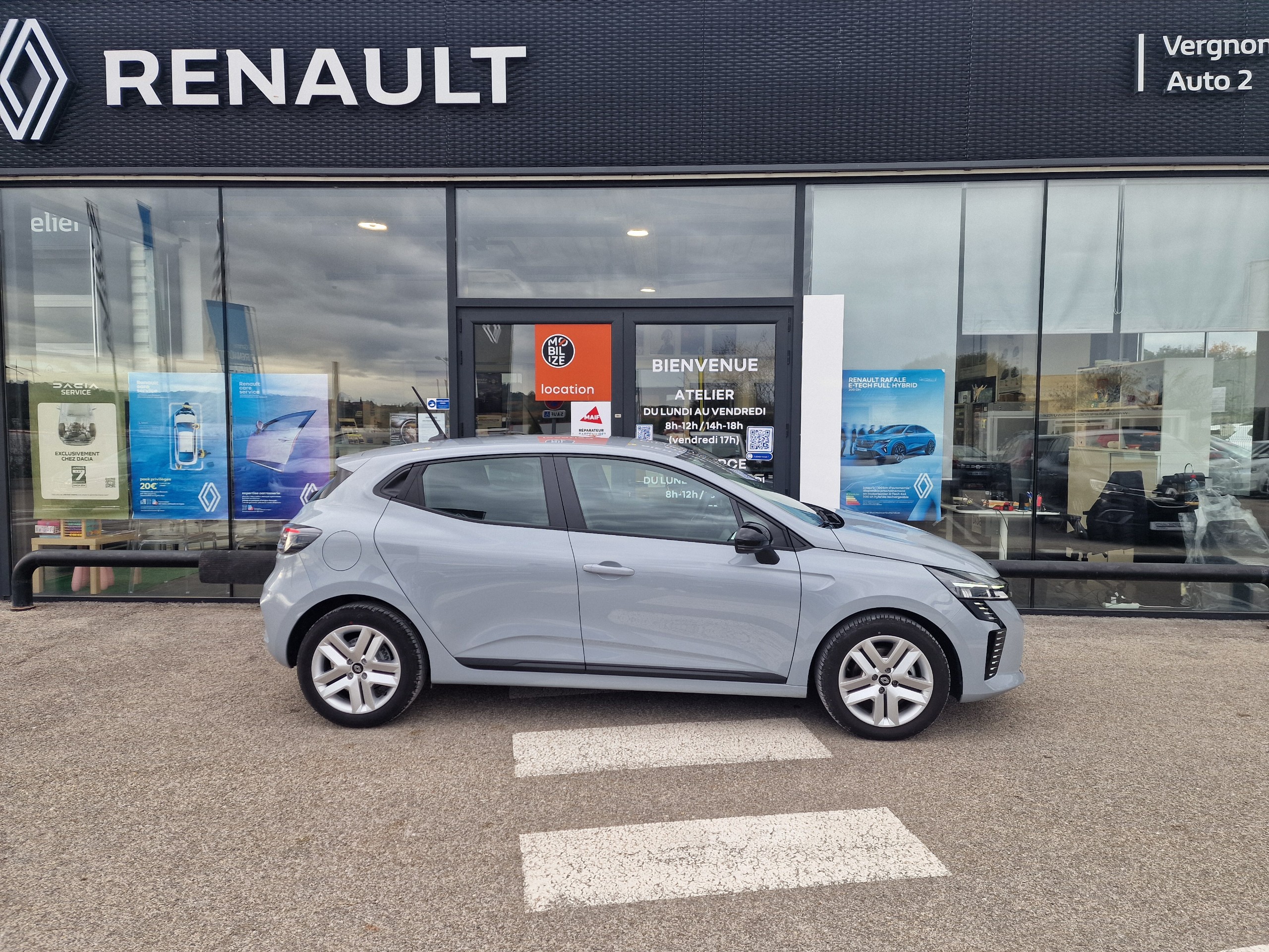 Renault Clio  V Evolution Blue dCi 100 -24 groupe Vergnon