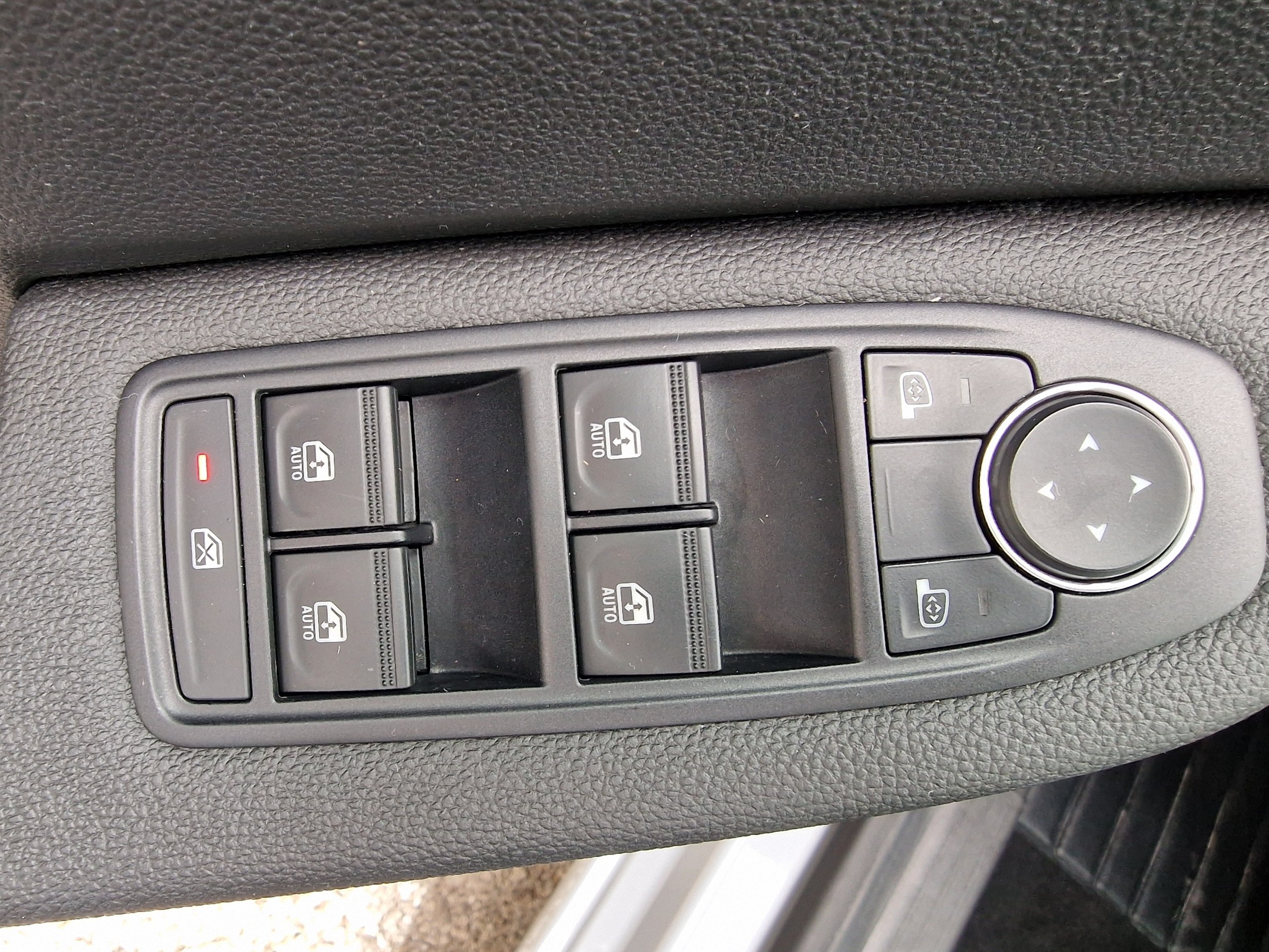 Renault Clio  V Evolution Blue dCi 100 -24 groupe Vergnon