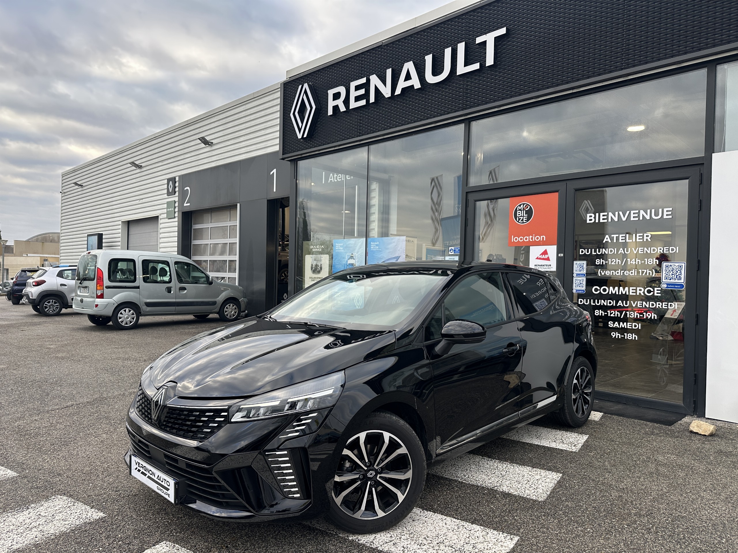 Renault Clio  V Techno TCe 90 -24 groupe Vergnon