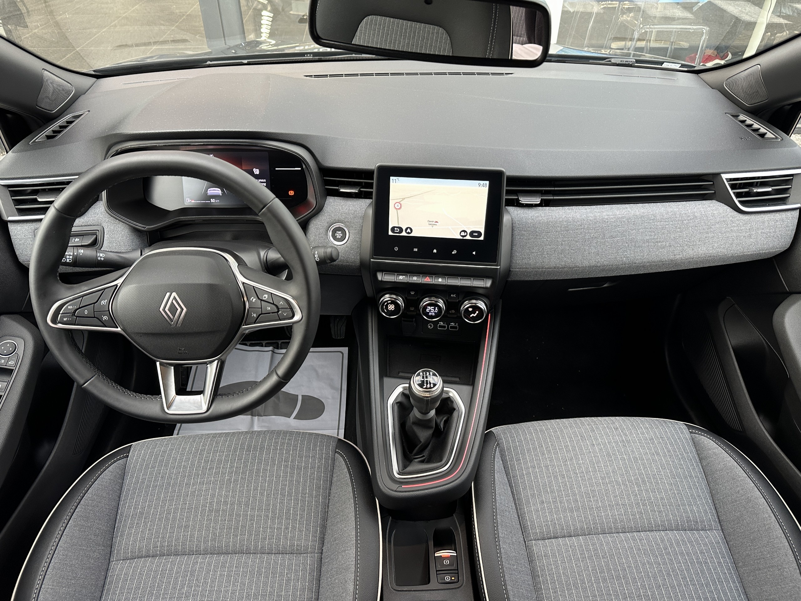 Renault Clio  V Techno TCe 90 -24 groupe Vergnon