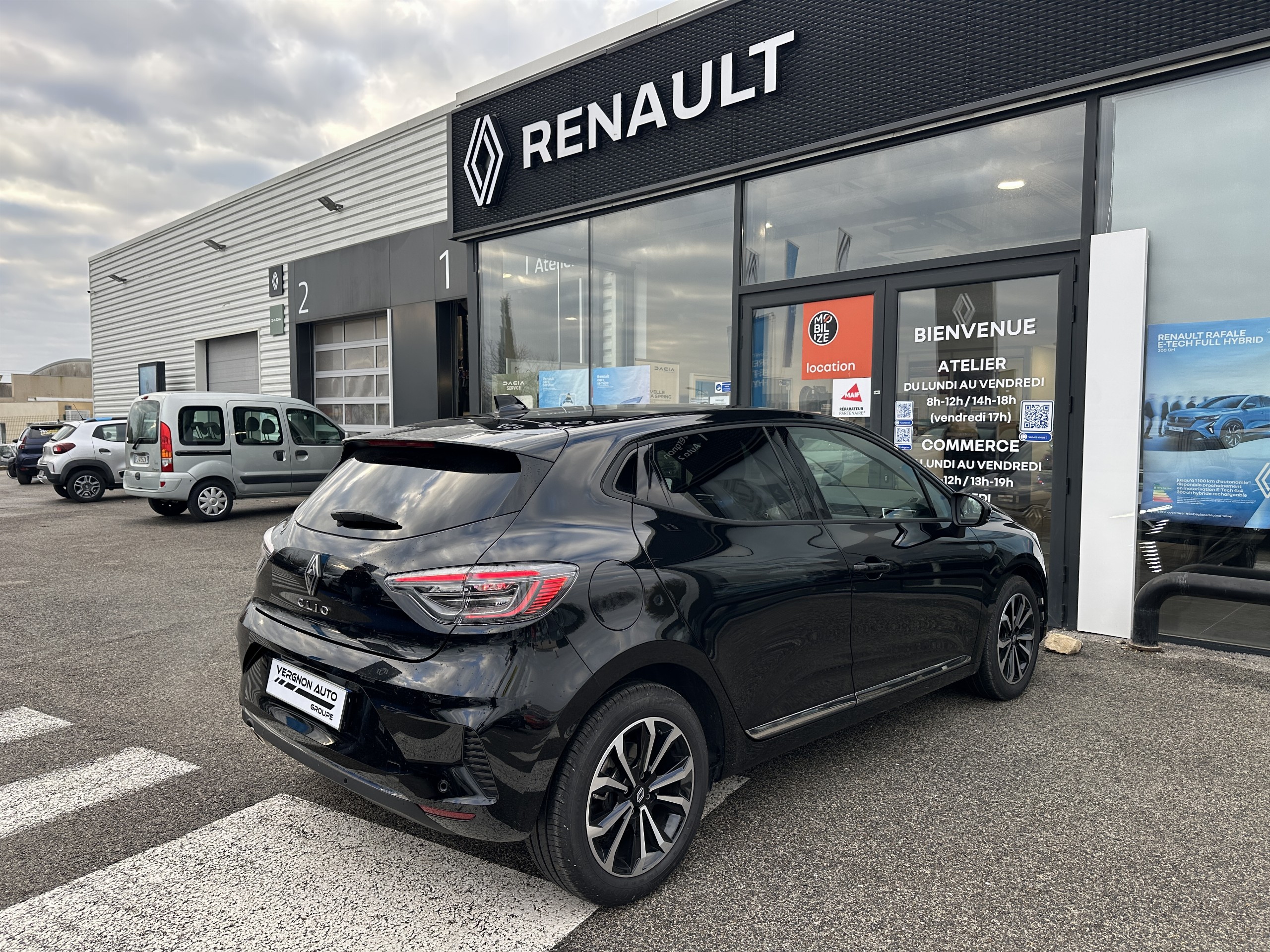 Renault Clio  V Techno TCe 90 -24 groupe Vergnon