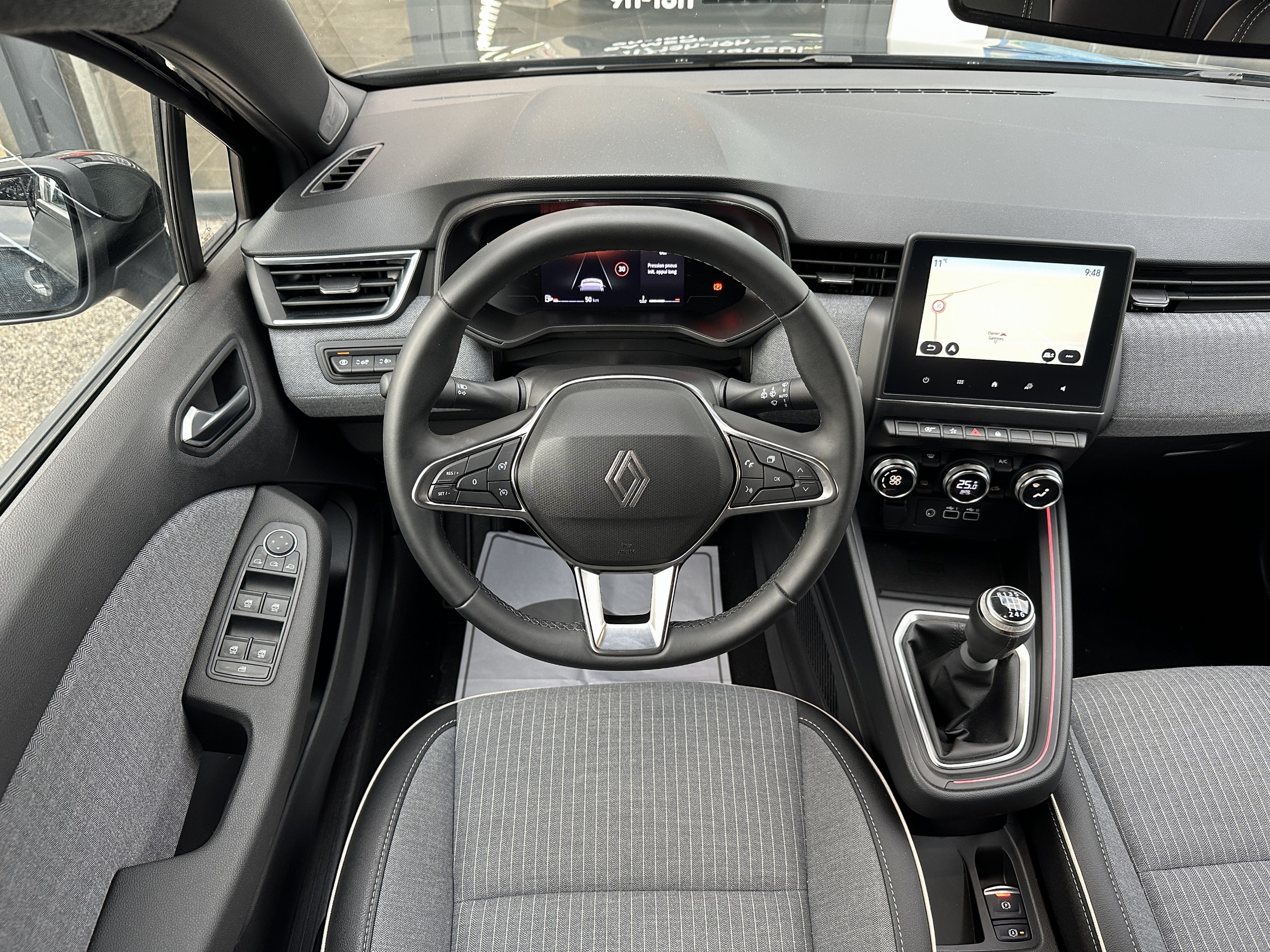 Renault Clio  V Techno TCe 90 -24 groupe Vergnon