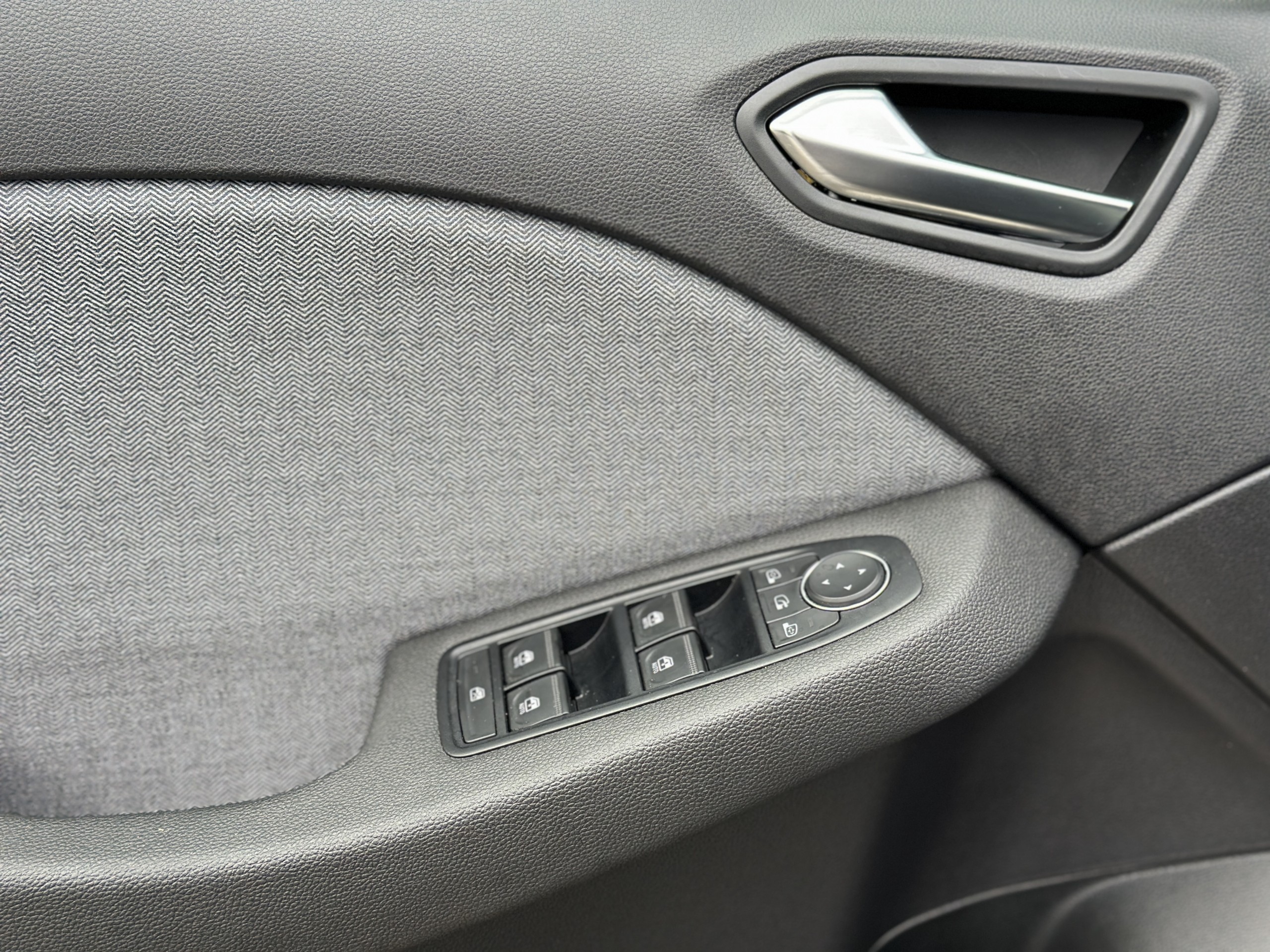 Renault Clio  V Techno TCe 90 -24 groupe Vergnon