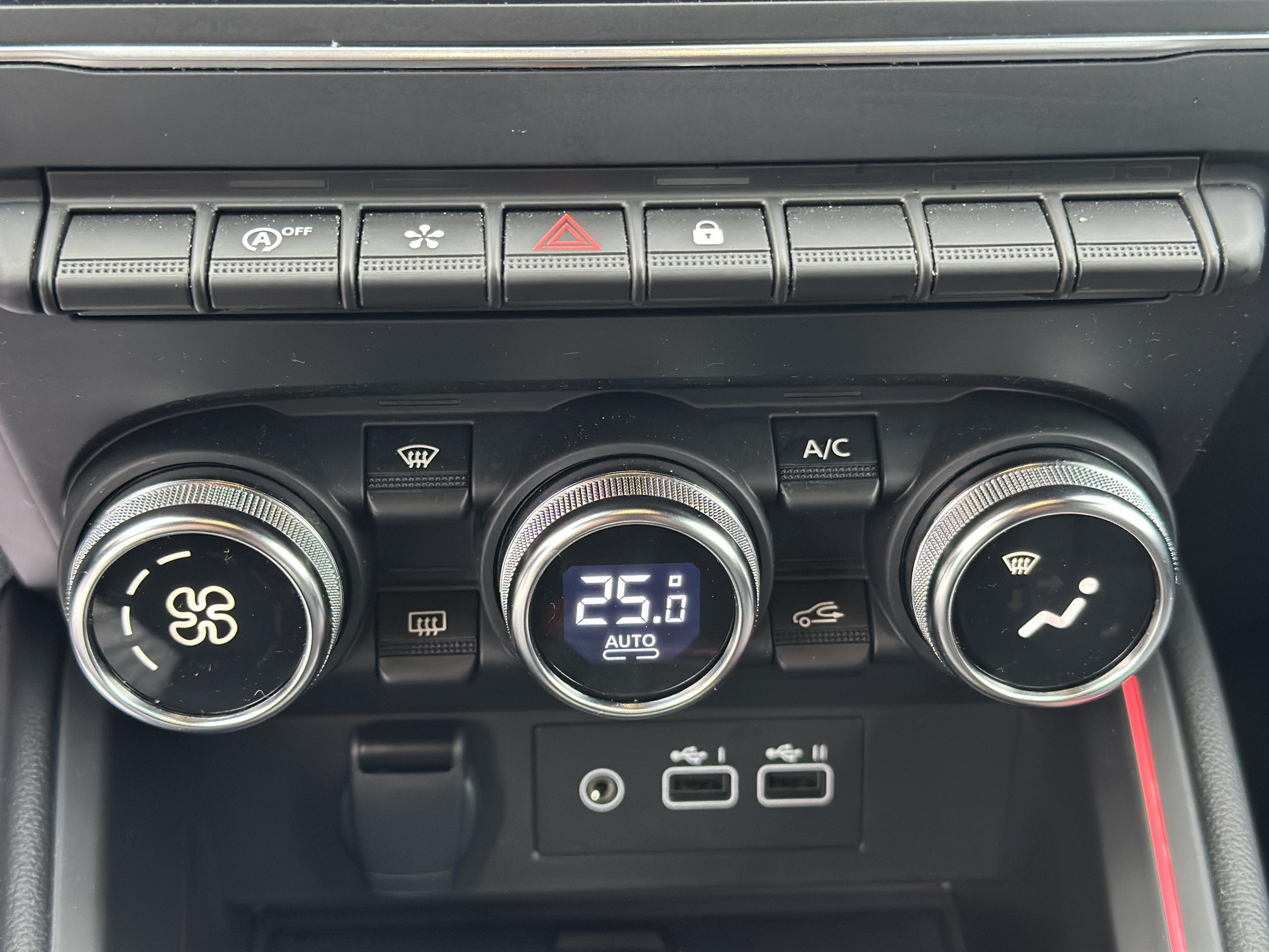 Renault Clio  V Techno TCe 90 -24 groupe Vergnon