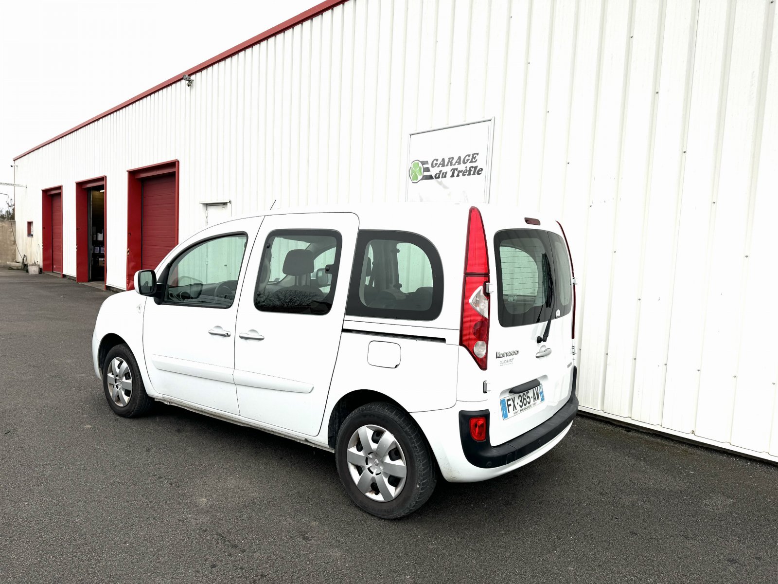 Véhicule d'occasion
