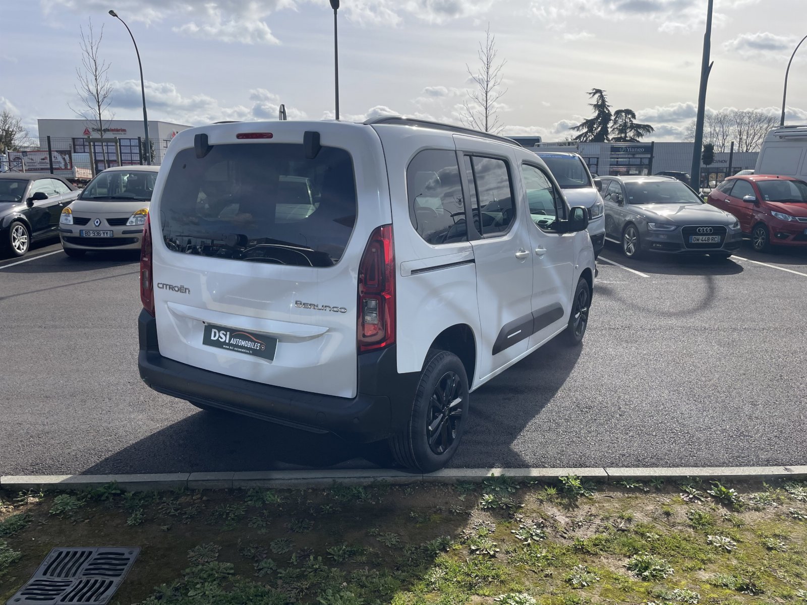 Véhicule d'occasion