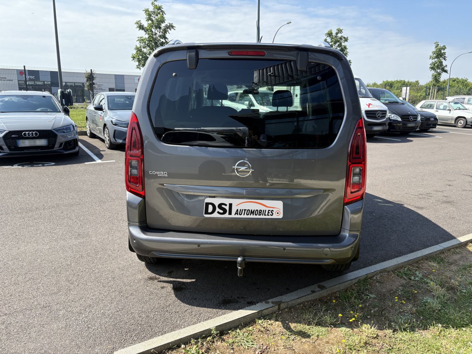 Véhicule d'occasion