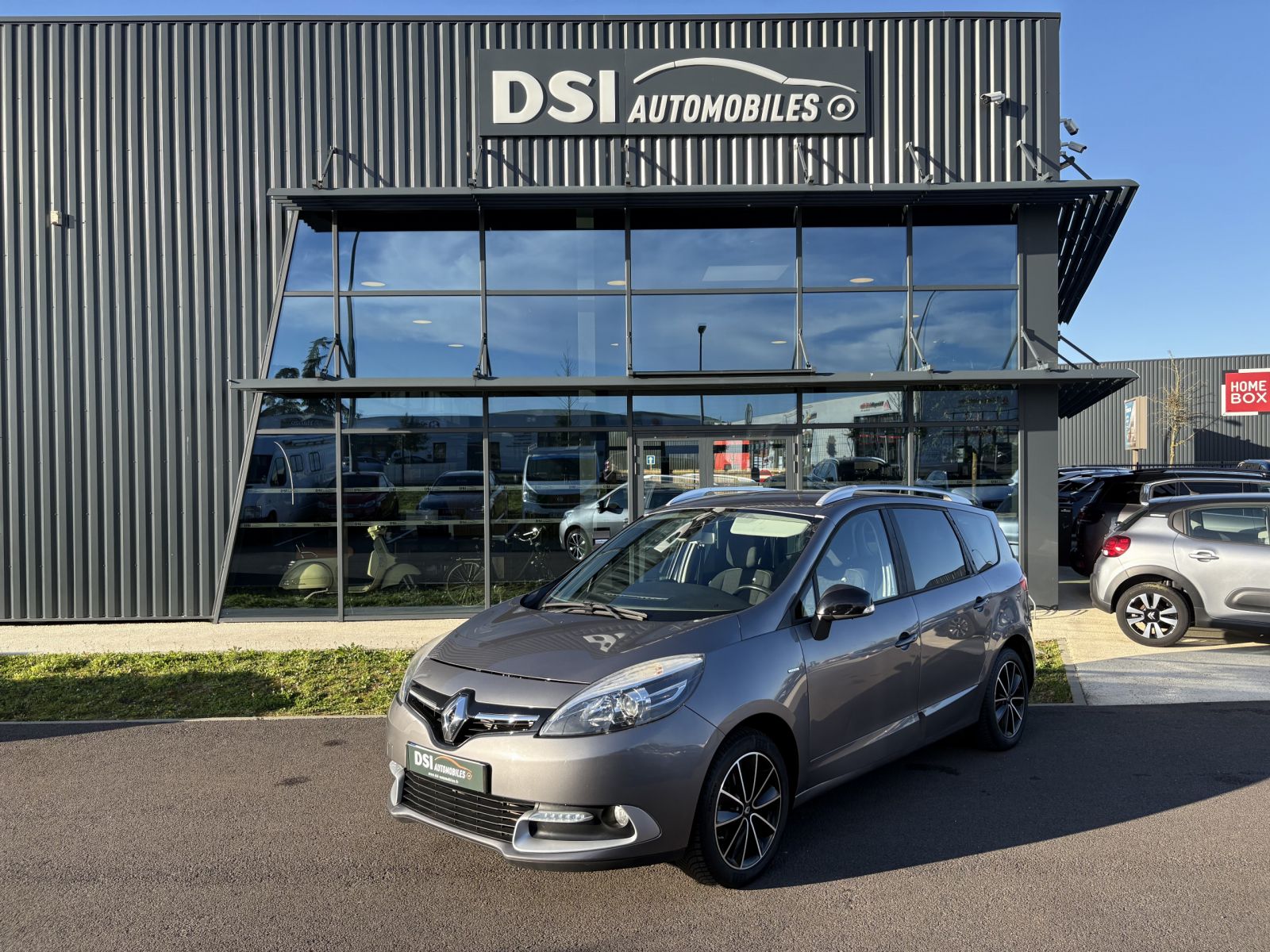 Véhicule d'occasion