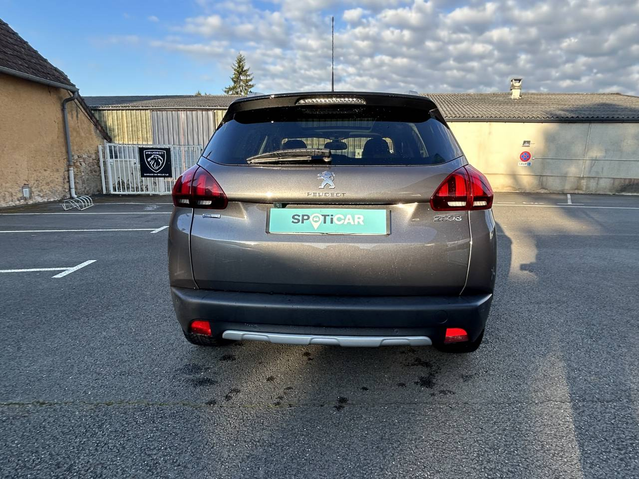 Véhicule d'occasion