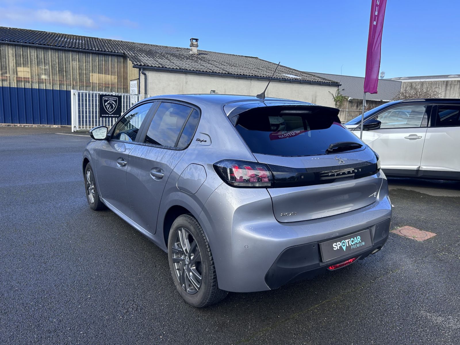 Véhicule d'occasion