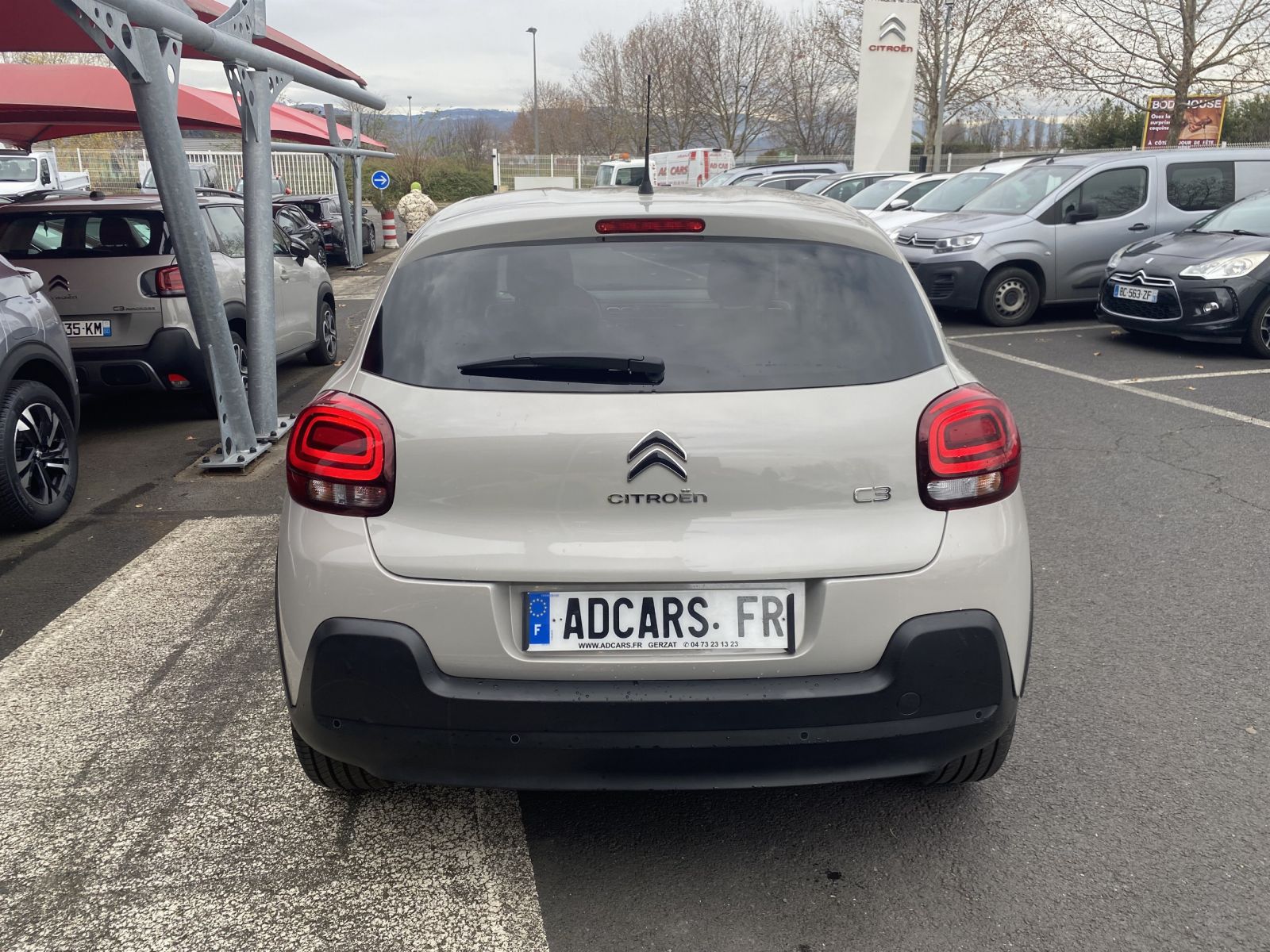 Véhicule d'occasion