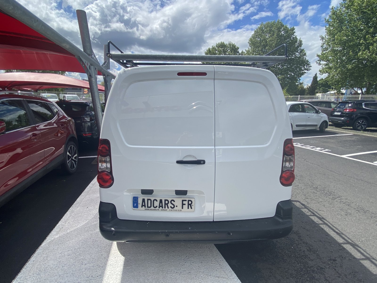 Véhicule d'occasion