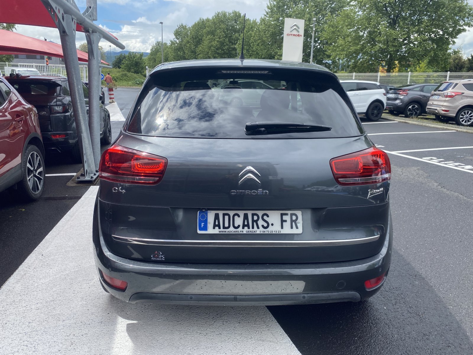 Véhicule d'occasion