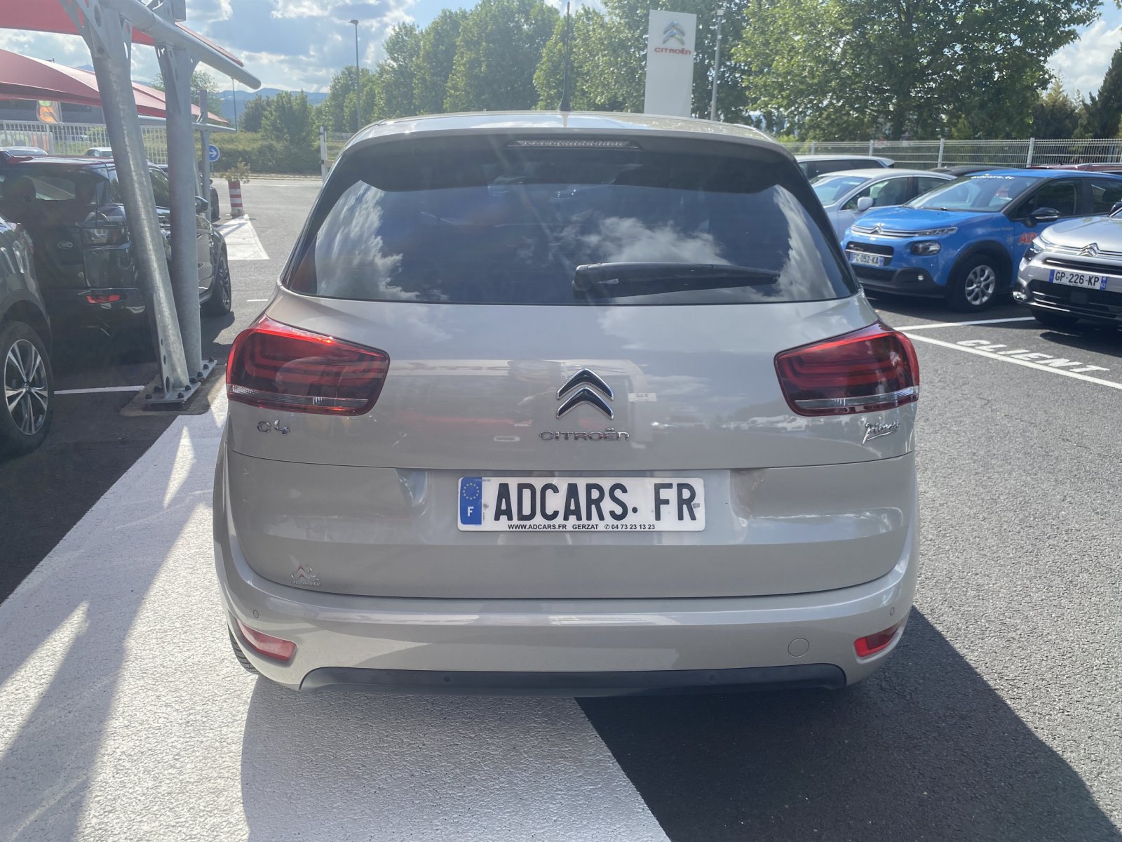 Véhicule d'occasion