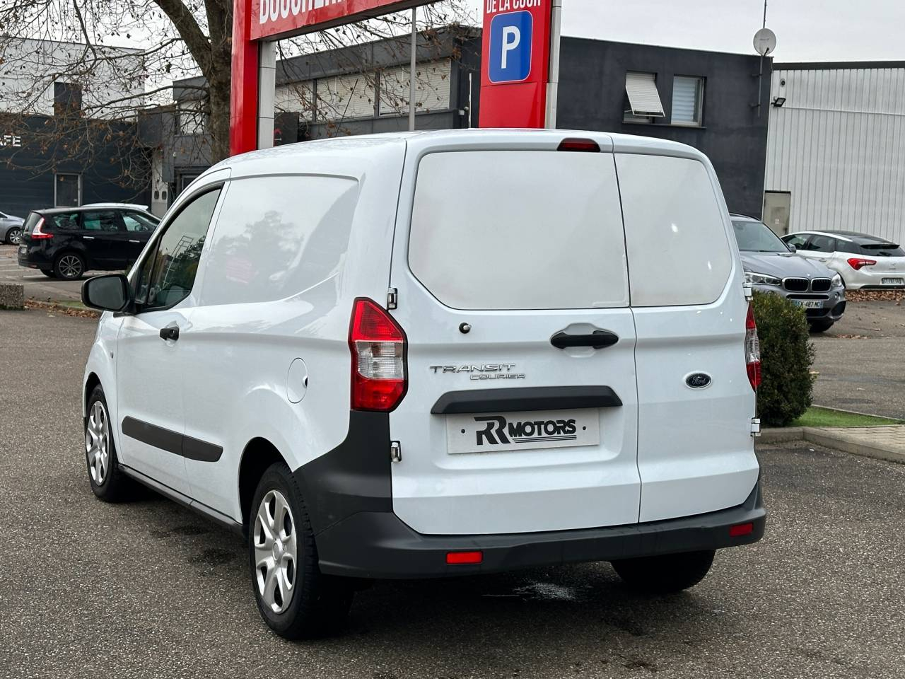 Véhicule d'occasion