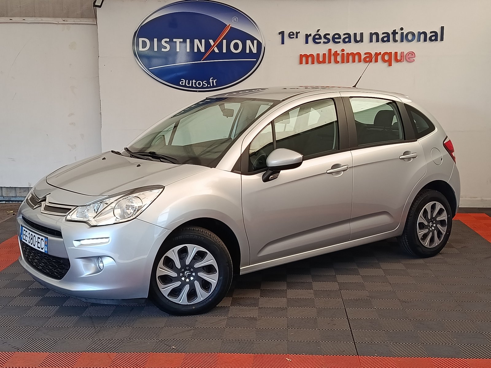 Véhicule d'occasion