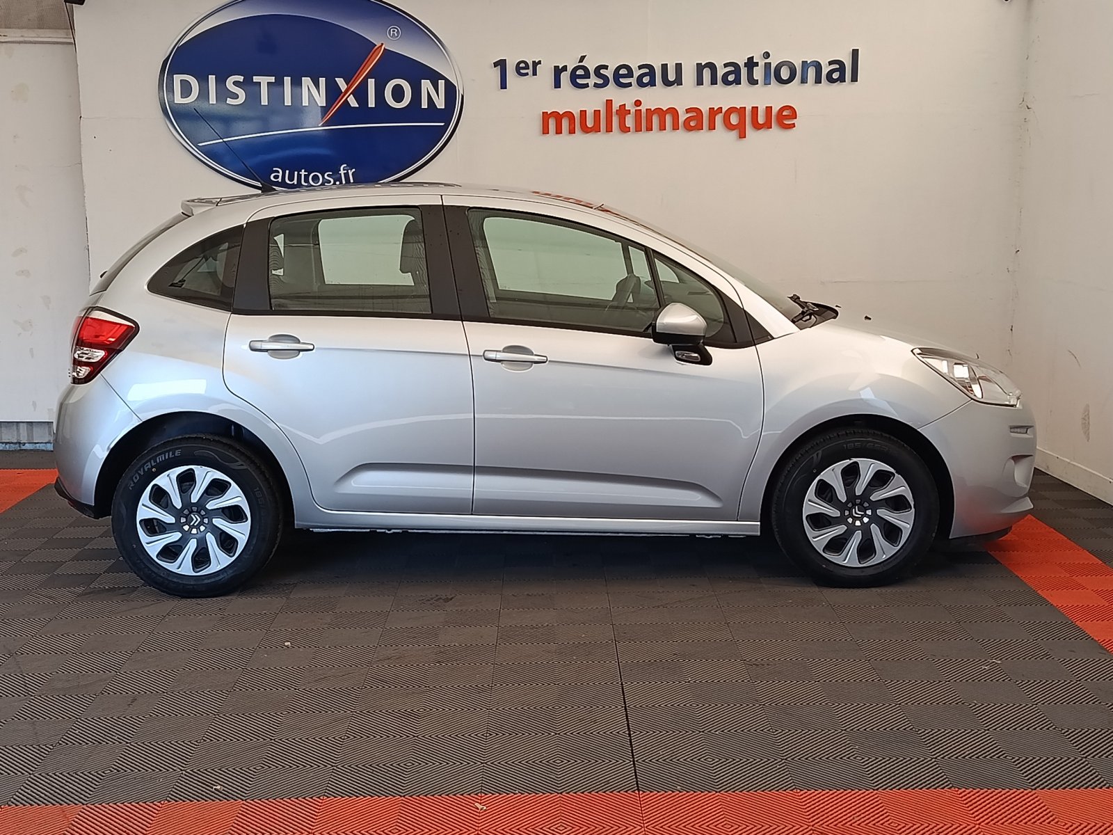 Véhicule d'occasion