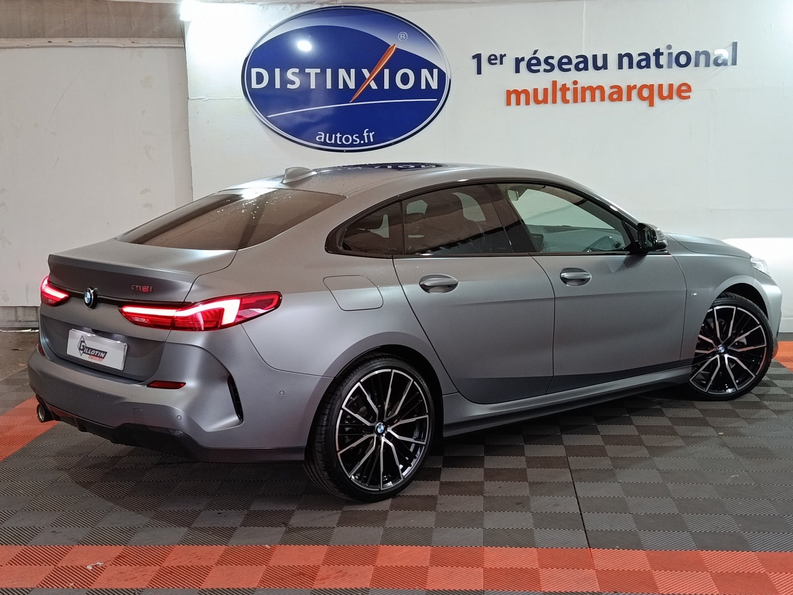Véhicule d'occasion