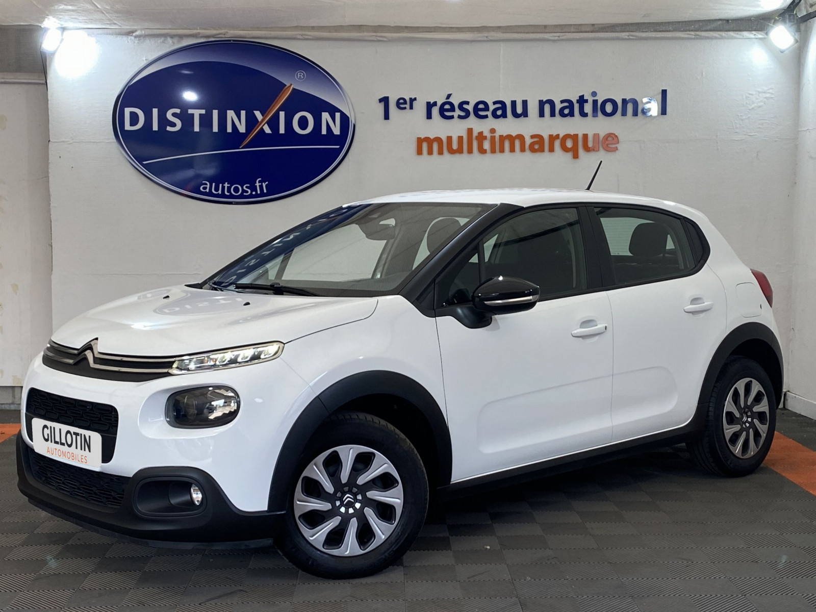 Véhicule d'occasion