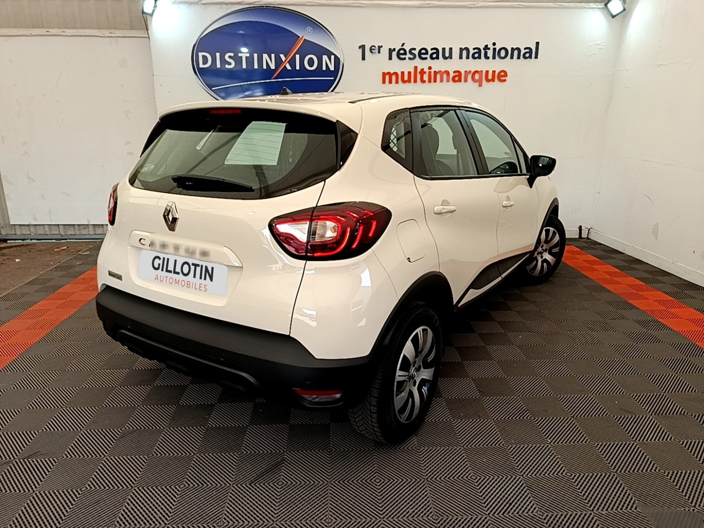 Véhicule d'occasion