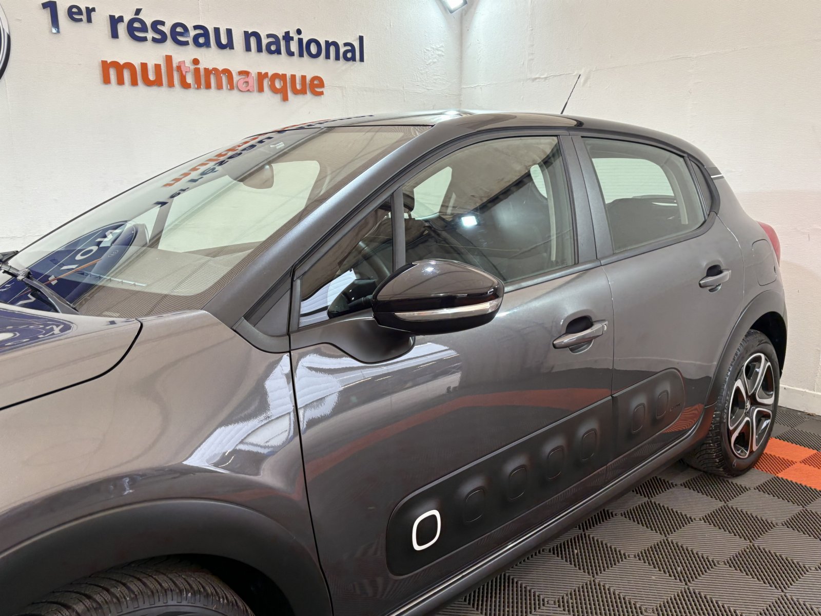 Véhicule d'occasion