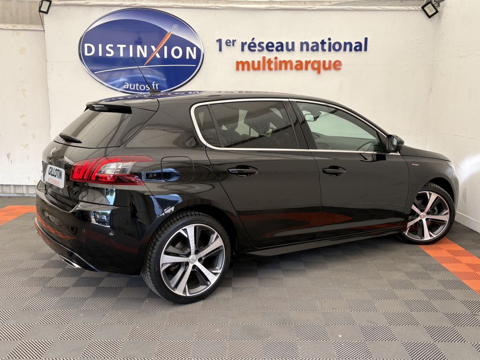 Véhicule d'occasion