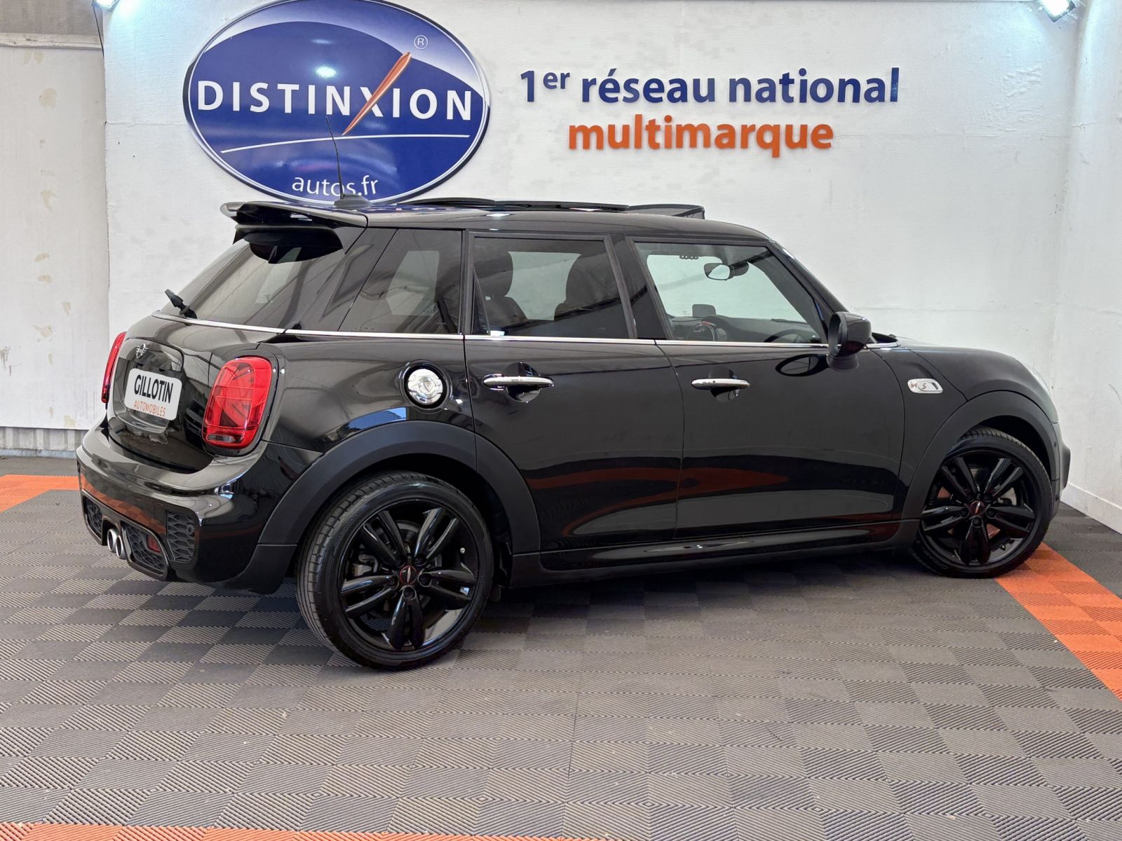 Véhicule d'occasion