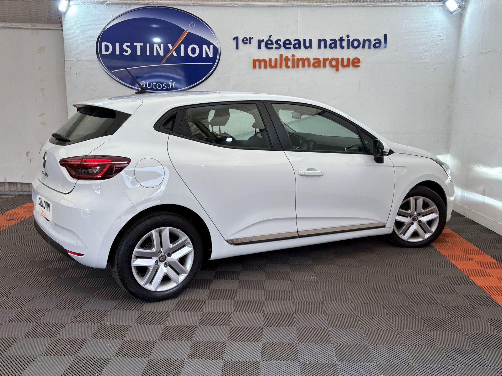 Véhicule d'occasion