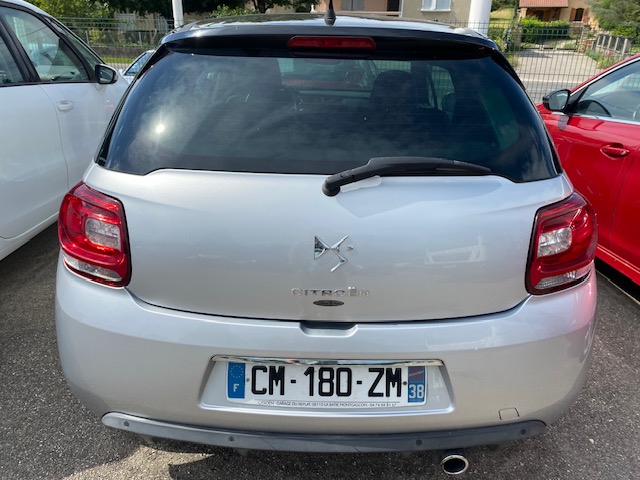 Véhicule d'occasion
