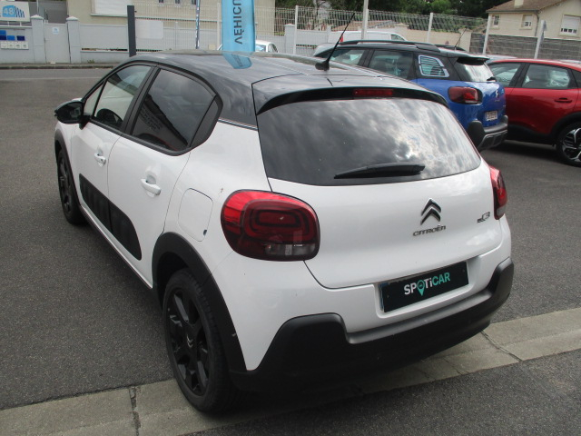 Véhicule d'occasion