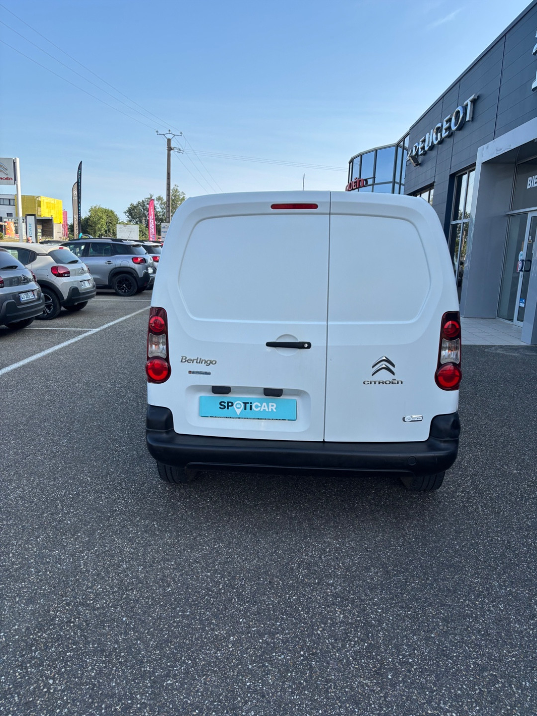Véhicule d'occasion