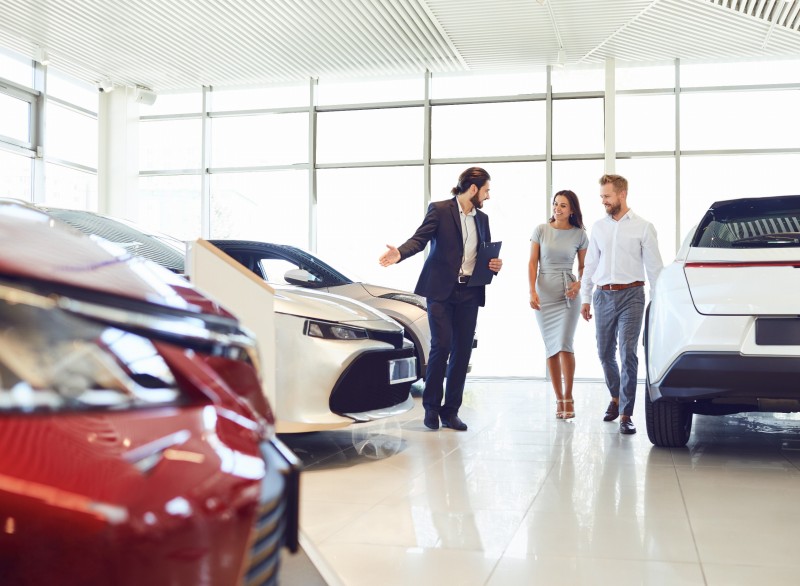 Vacaciones con un Nuevo Coche: La Aventura Comienza con Estilo y Comodidad