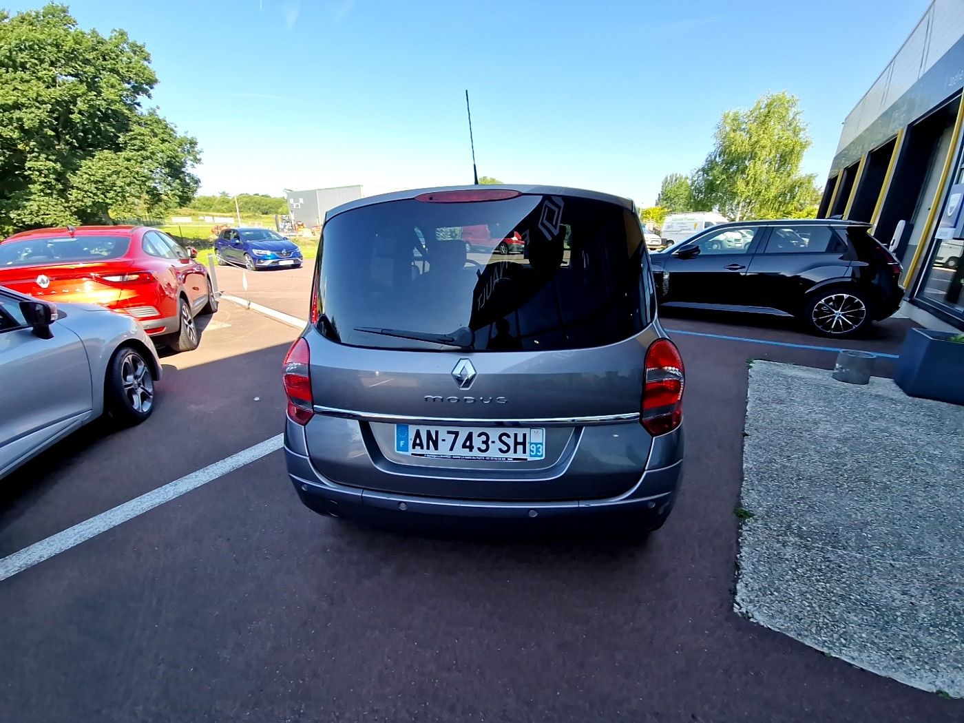 Véhicule d'occasion