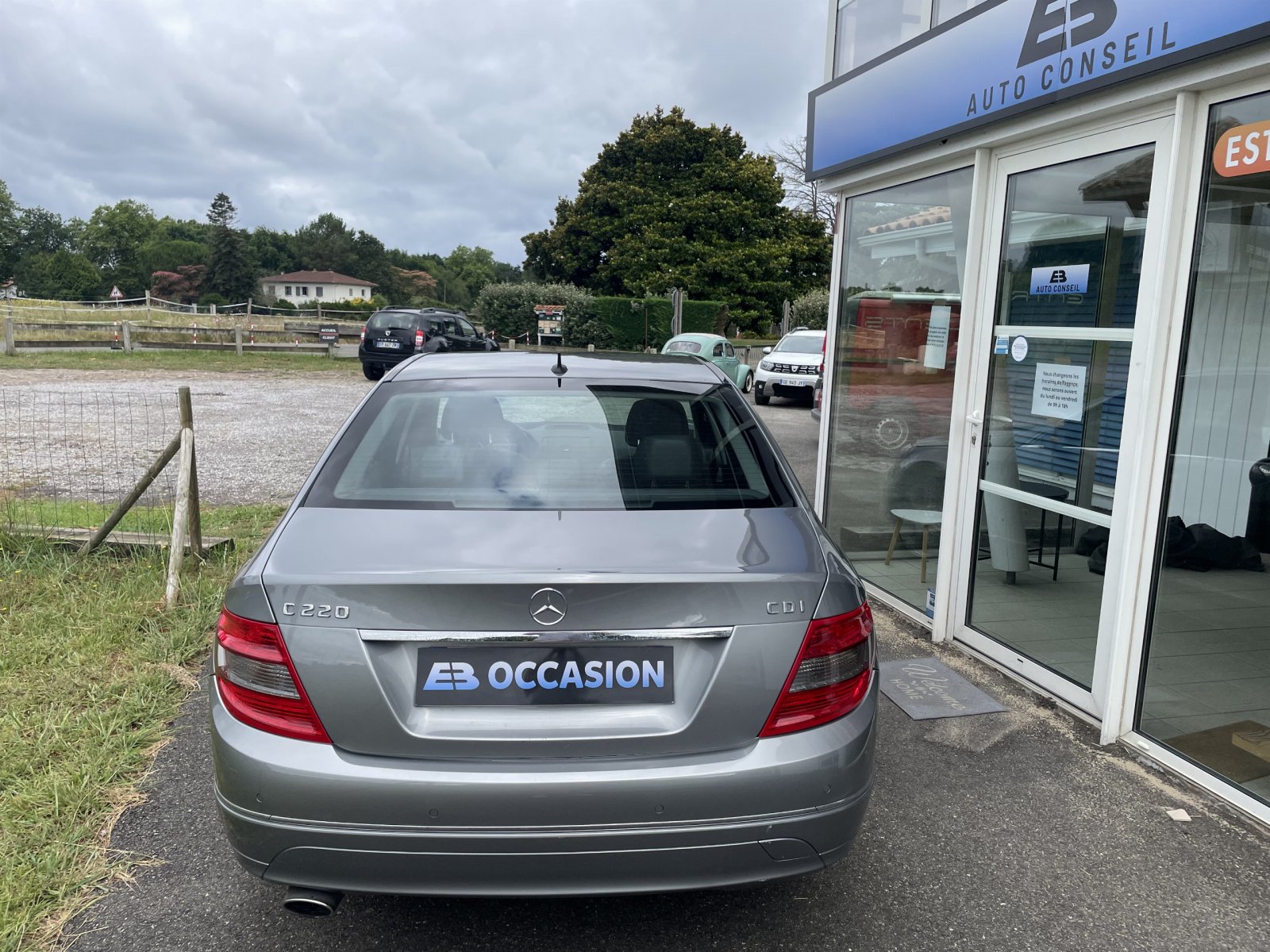Véhicule d'occasion