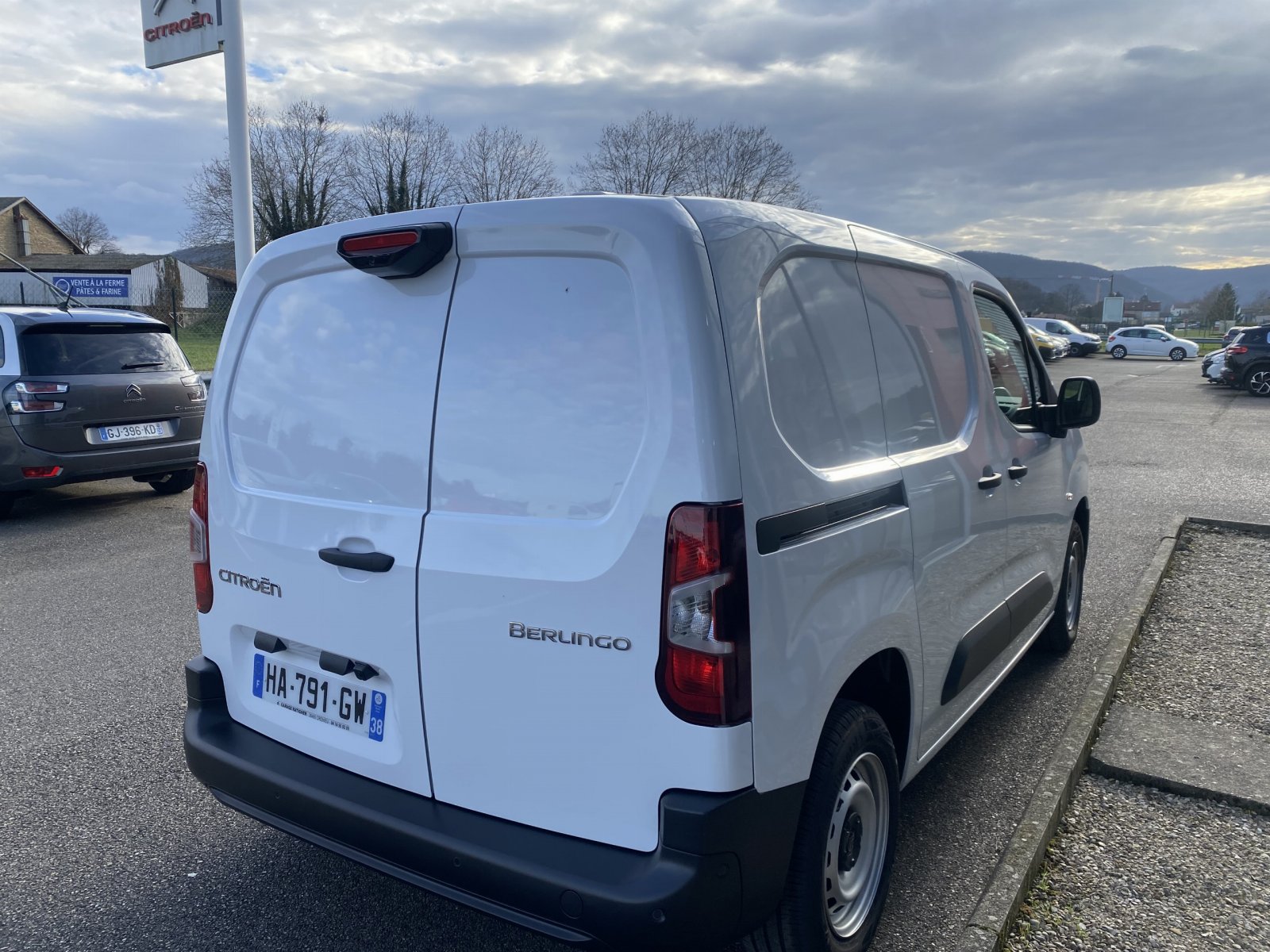 Véhicule d'occasion
